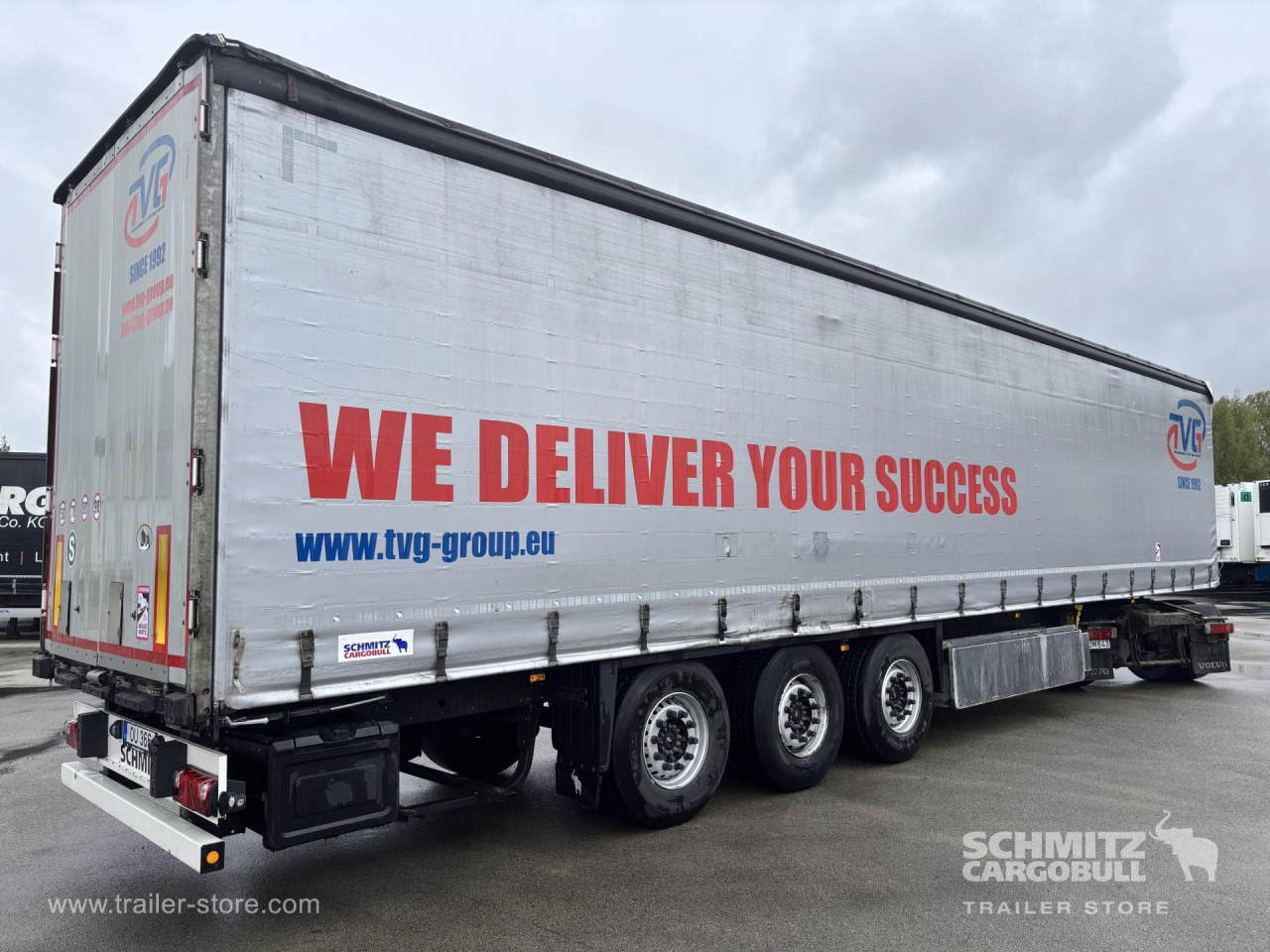 SCHMITZ Curtainsider Standard - Semi-remorque rideaux coulissants: photos 1 SCHMITZ Curtainsider Standard - Semi-remorque rideaux coulissants: photos 1