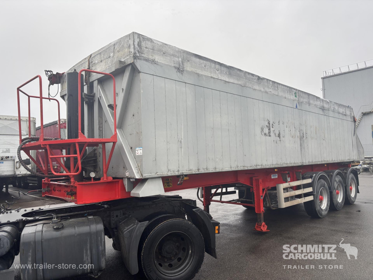 Tipper Alu-square sided body 40m³ - Semi-remorque benne: photos 4 Tipper Alu-square sided body 40m³ - Semi-remorque benne: photos 4