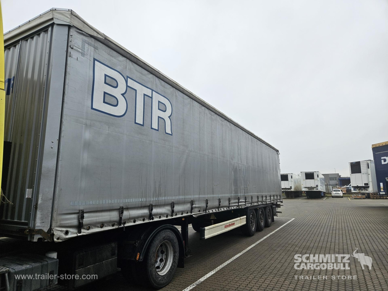 KAESSBOHRER Curtainsider Standard - Semi-remorque rideaux coulissants: photos 3 KAESSBOHRER Curtainsider Standard - Semi-remorque rideaux coulissants: photos 3