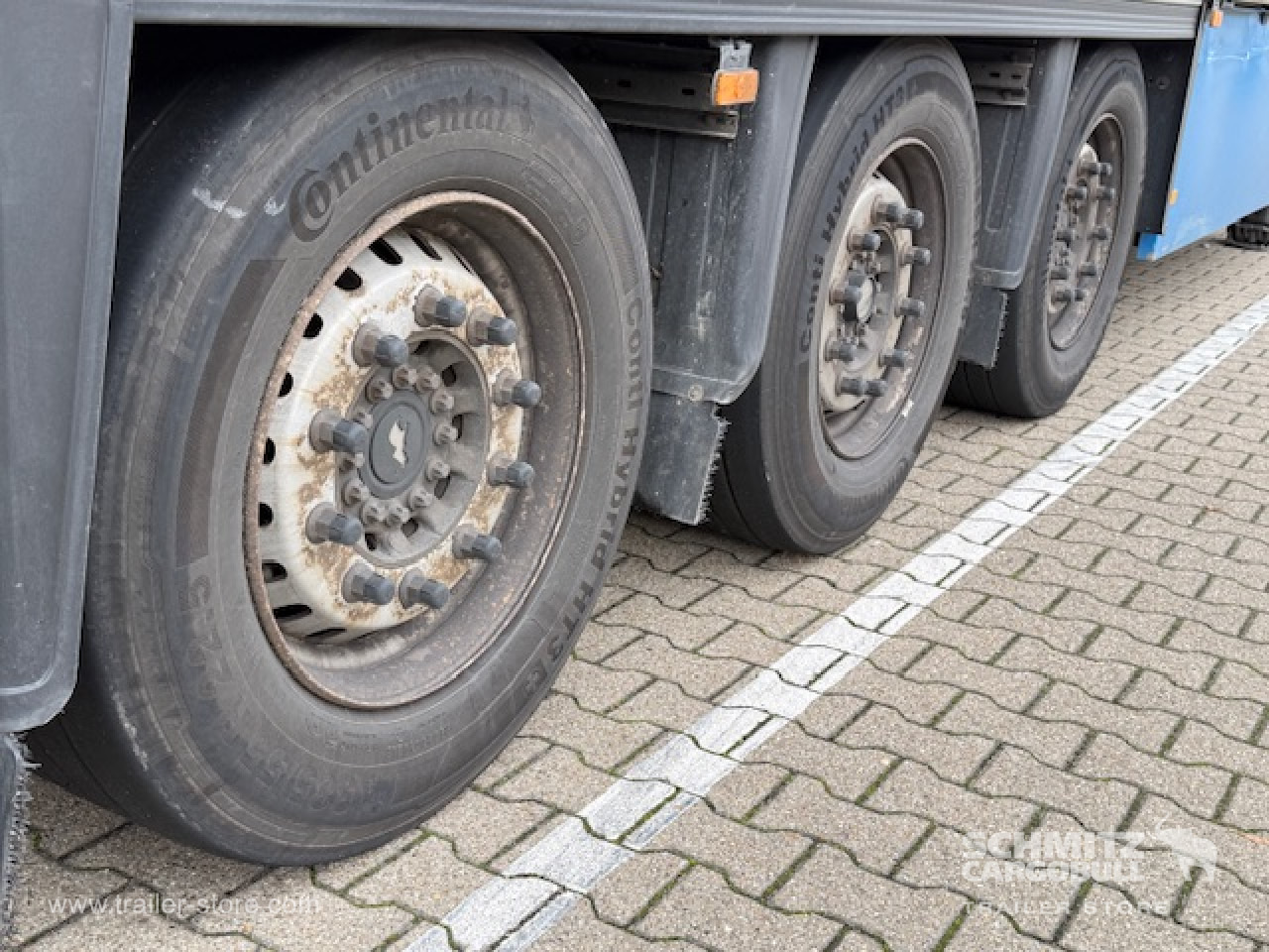 SCHMITZ Oplegger Vries Standard - Semi-remorque isothermique: photos 3 SCHMITZ Oplegger Vries Standard - Semi-remorque isothermique: photos 3