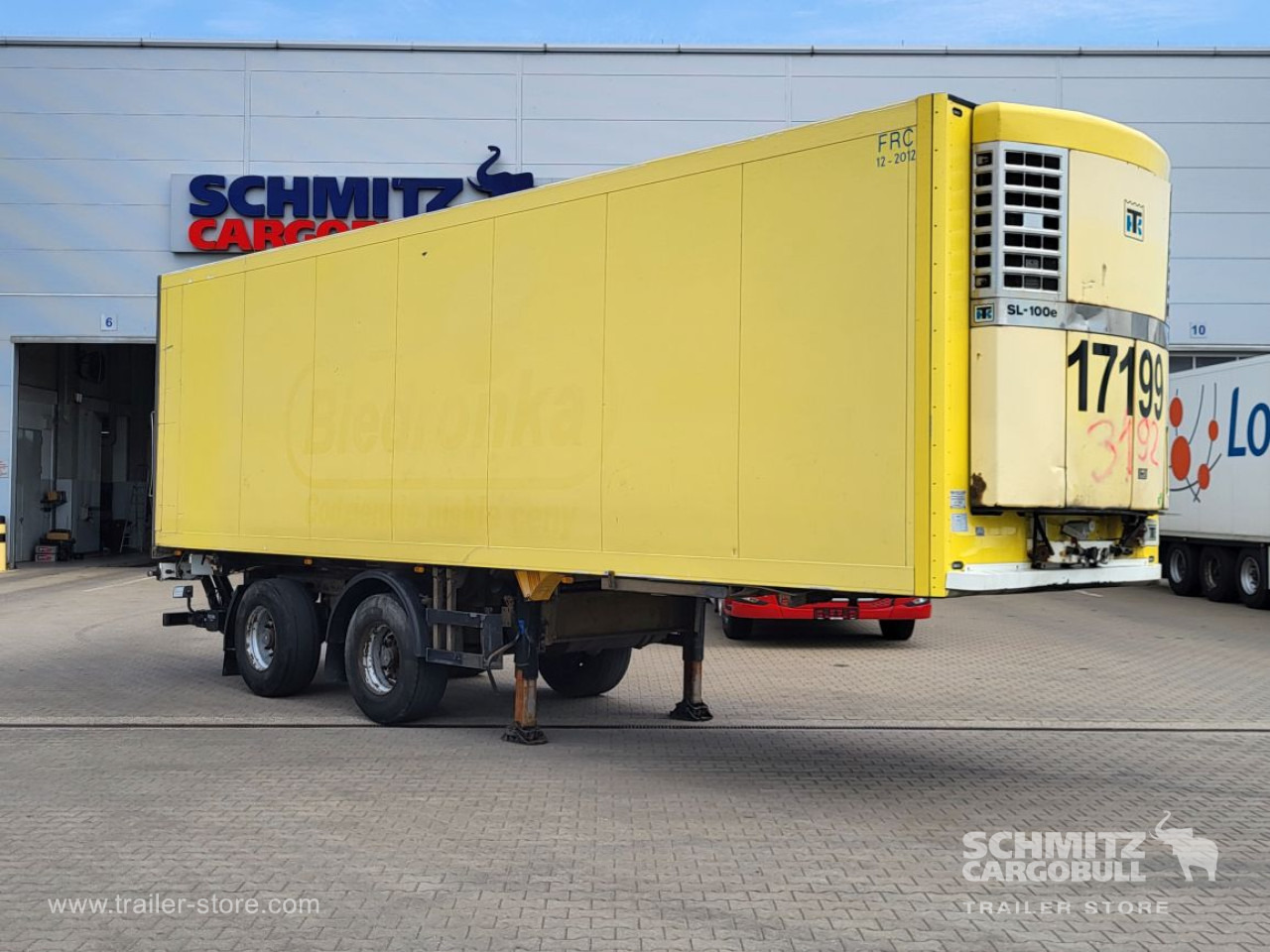 SCHMITZ Insulated/refrigerated box Taillift - Semi-remorque frigorifique: photos 5 SCHMITZ Insulated/refrigerated box Taillift - Semi-remorque frigorifique: photos 5