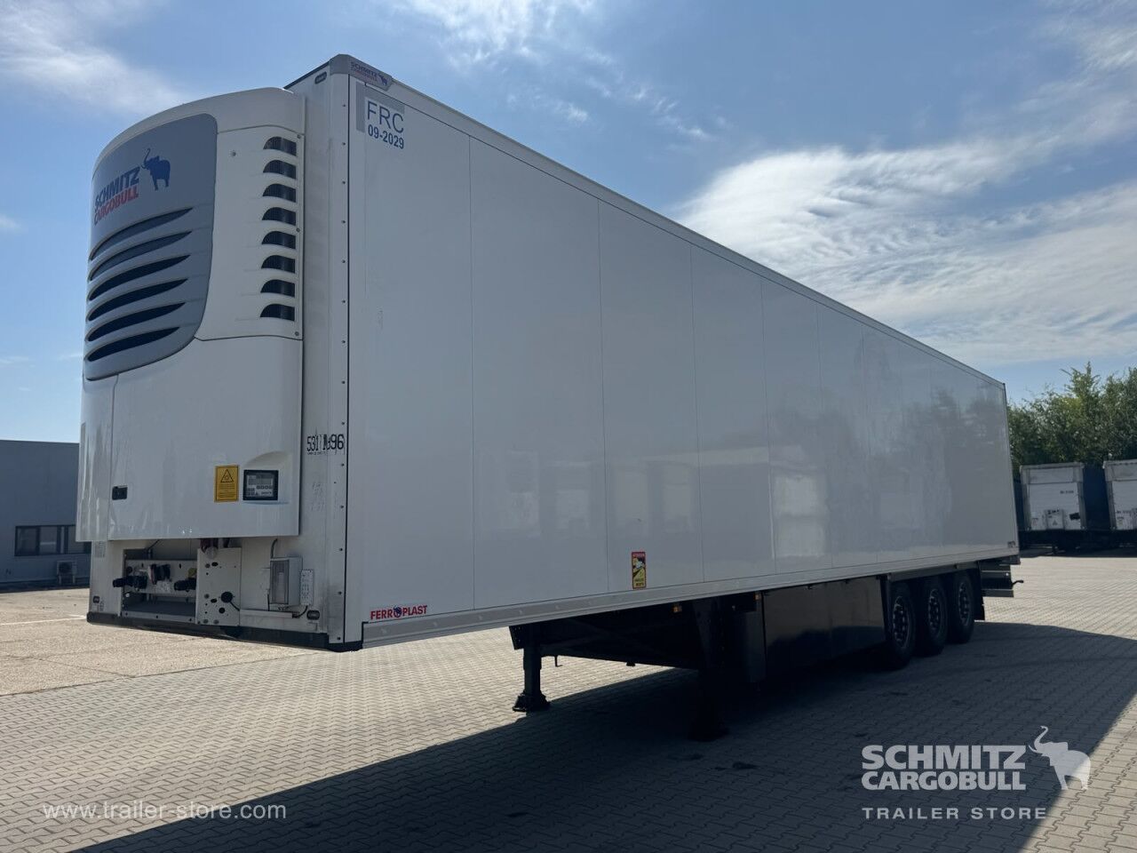 SCHMITZ Reefer Standard Double deck - Semi-remorque isothermique: photos 1 SCHMITZ Reefer Standard Double deck - Semi-remorque isothermique: photos 1