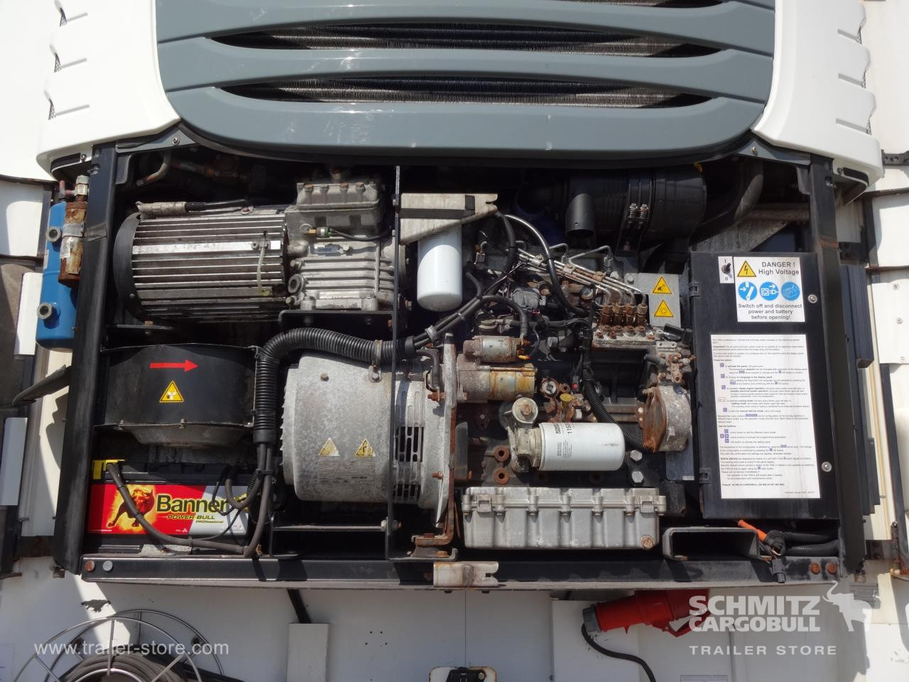 SCHMITZ Reefer Standard - Semi-remorque isothermique: photos 2 SCHMITZ Reefer Standard - Semi-remorque isothermique: photos 2