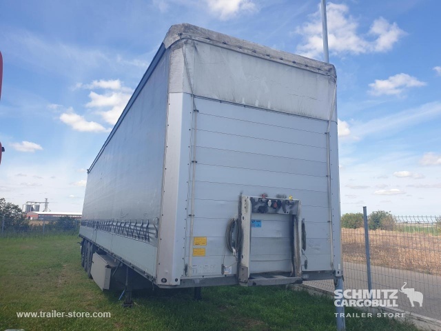 SCHMITZ Curtainsider Standard - Semi-remorque rideaux coulissants: photos 1 SCHMITZ Curtainsider Standard - Semi-remorque rideaux coulissants: photos 1