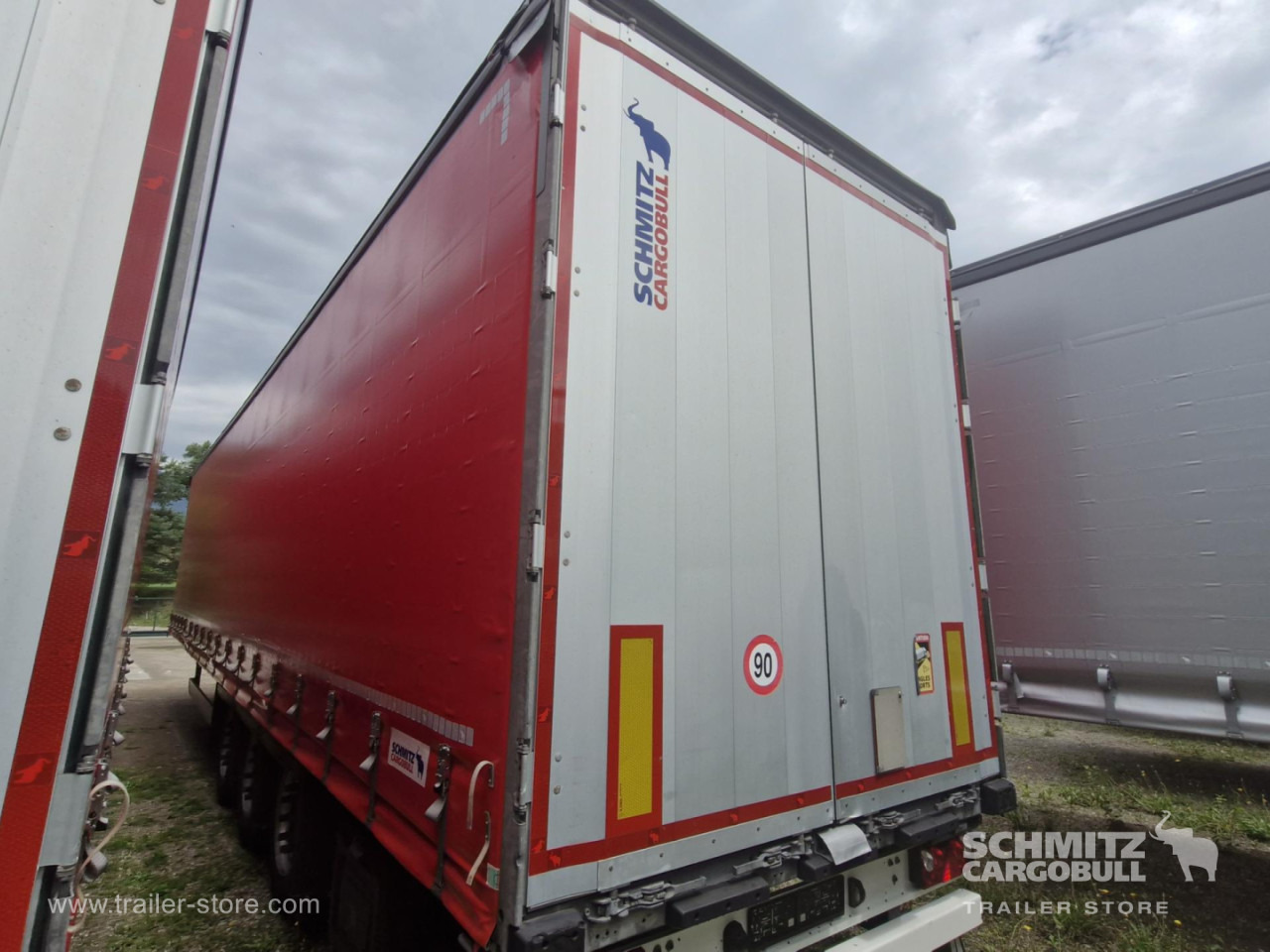 SCHMITZ Curtainsider Varios - Semi-remorque rideaux coulissants: photos 2 SCHMITZ Curtainsider Varios - Semi-remorque rideaux coulissants: photos 2