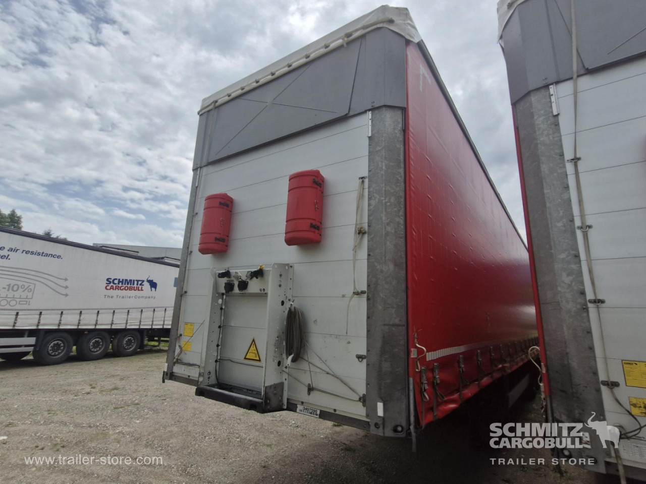 SCHMITZ Curtainsider Varios - Semi-remorque rideaux coulissants: photos 3 SCHMITZ Curtainsider Varios - Semi-remorque rideaux coulissants: photos 3