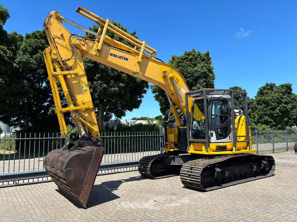 Komatsu PC 228 Uslc-3E0 - Pelle sur chenille: photos 1 Komatsu PC 228 Uslc-3E0 - Pelle sur chenille: photos 1