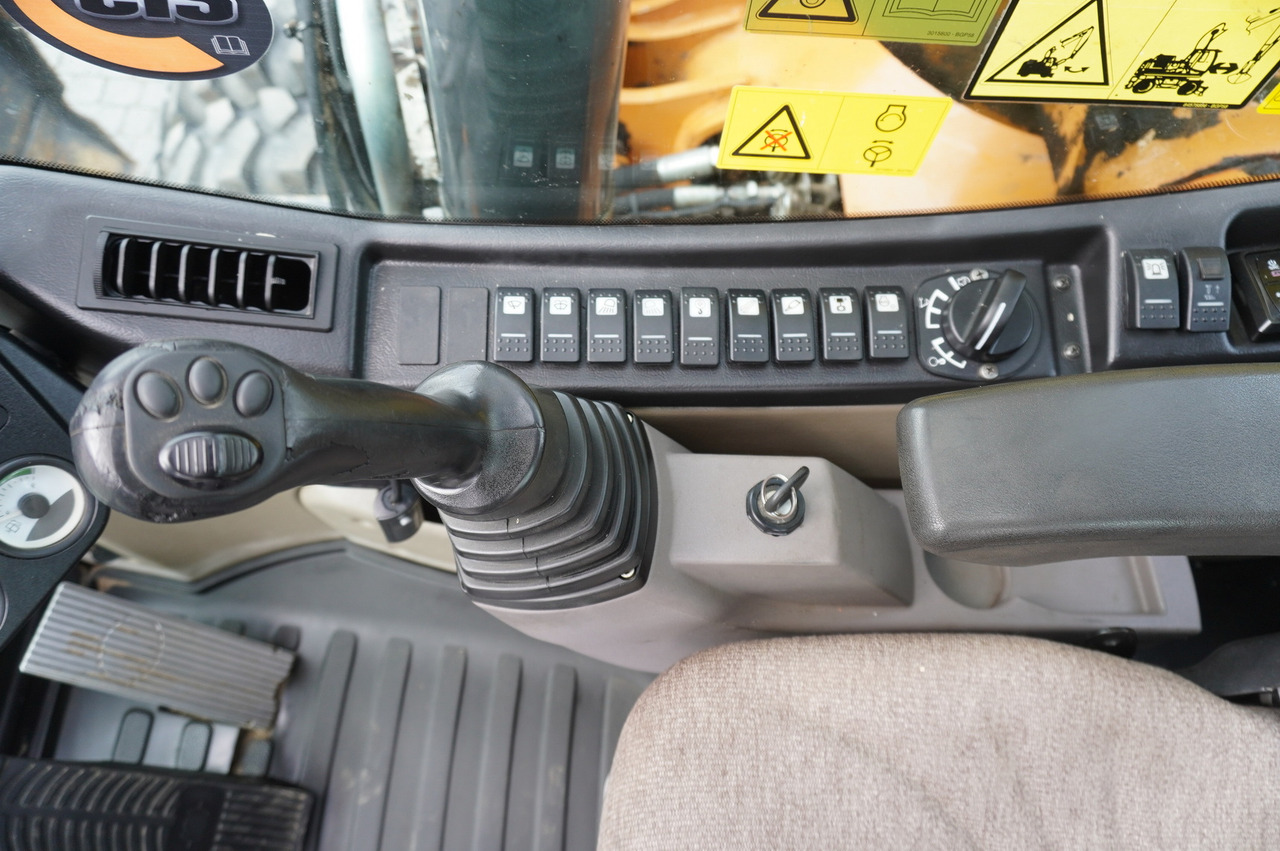 Pelle sur pneus CASE WX218 / 23t wheeled excavator / 3 times folding arm: photos 23