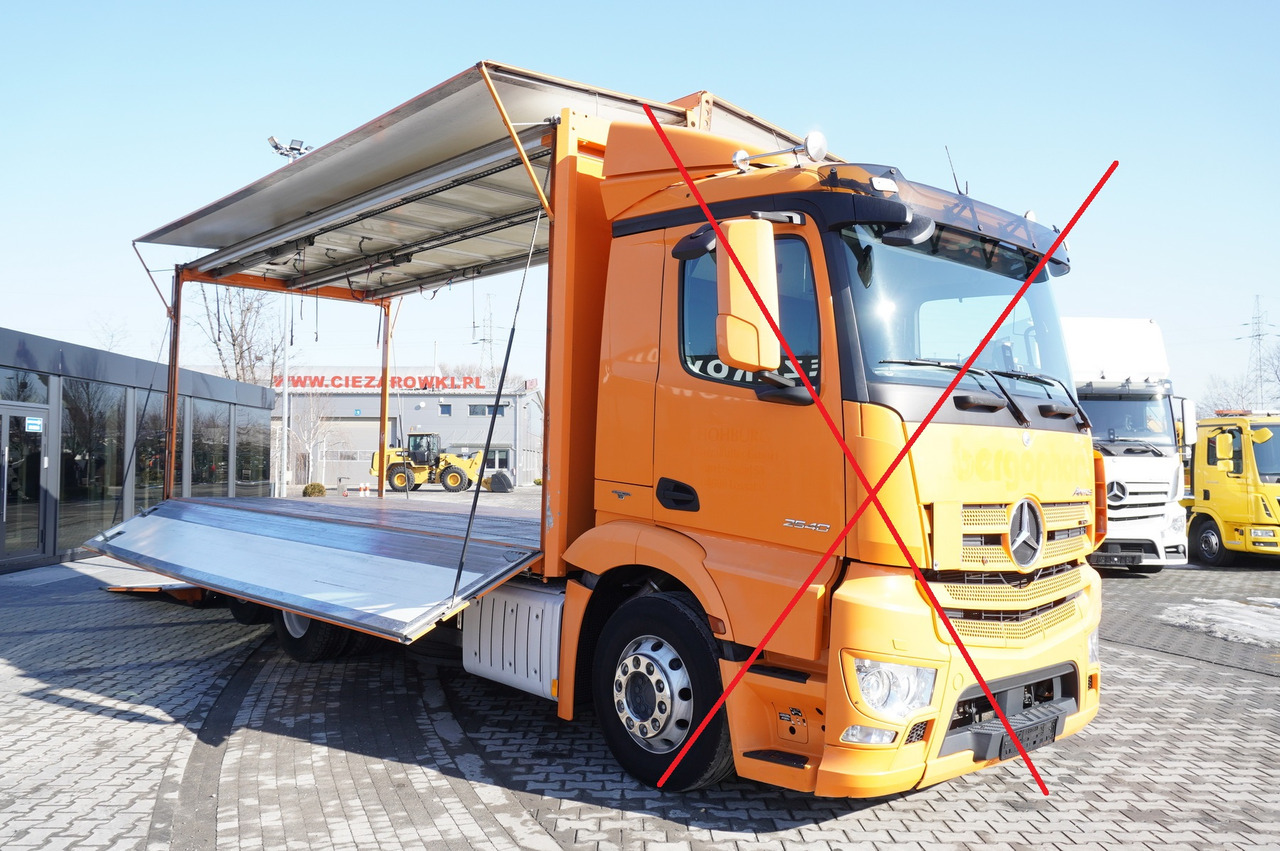 Container Body , 17 EPAL, 2x side opening, 2000 kg lift - Carrosserie fourgon: photos 2 Container Body , 17 EPAL, 2x side opening, 2000 kg lift - Carrosserie fourgon: photos 2