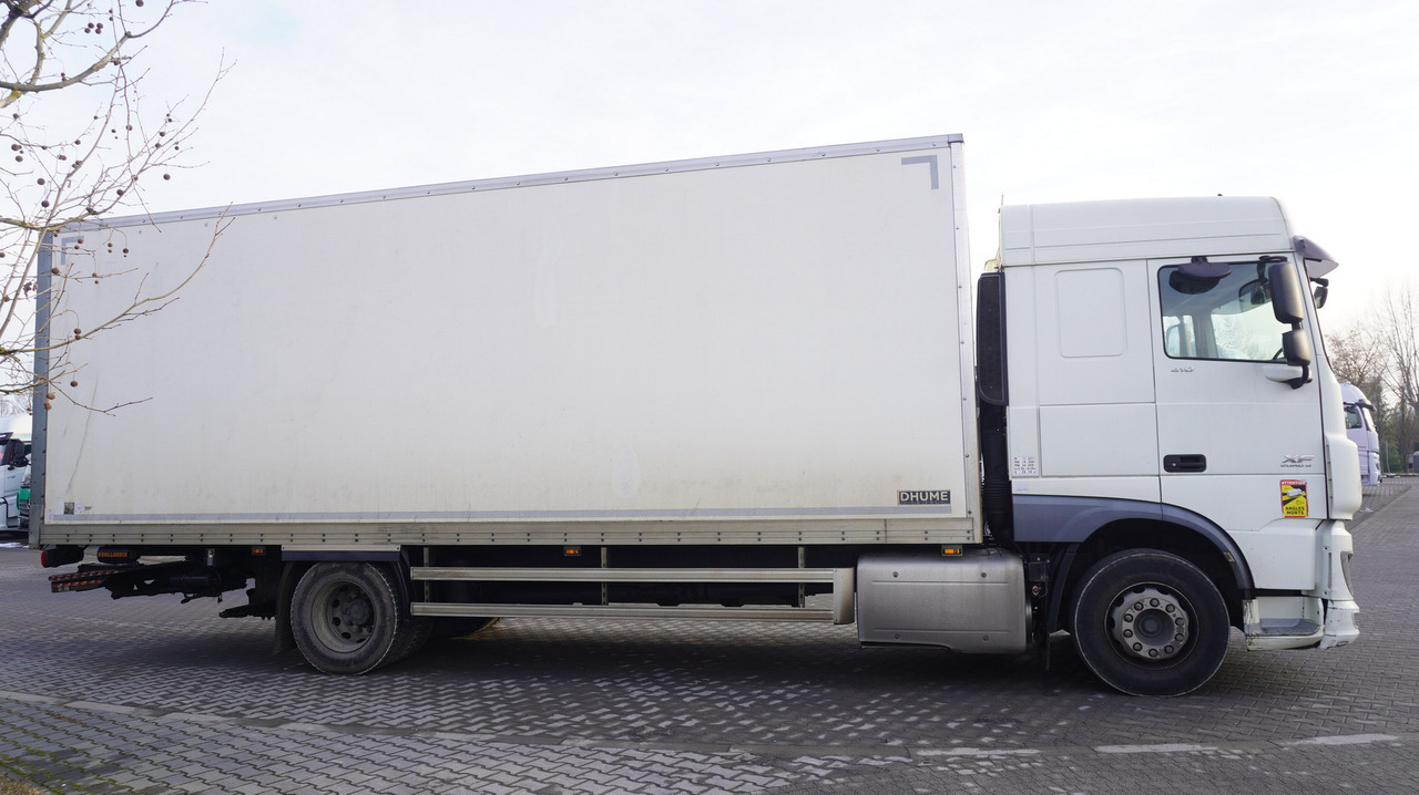 DAF XF 410 EURO 6 /410 HP / 20 EPAL / Dhollandia lift 1500 kg - Camion fourgon: photos 5 DAF XF 410 EURO 6 /410 HP / 20 EPAL / Dhollandia lift 1500 kg - Camion fourgon: photos 5