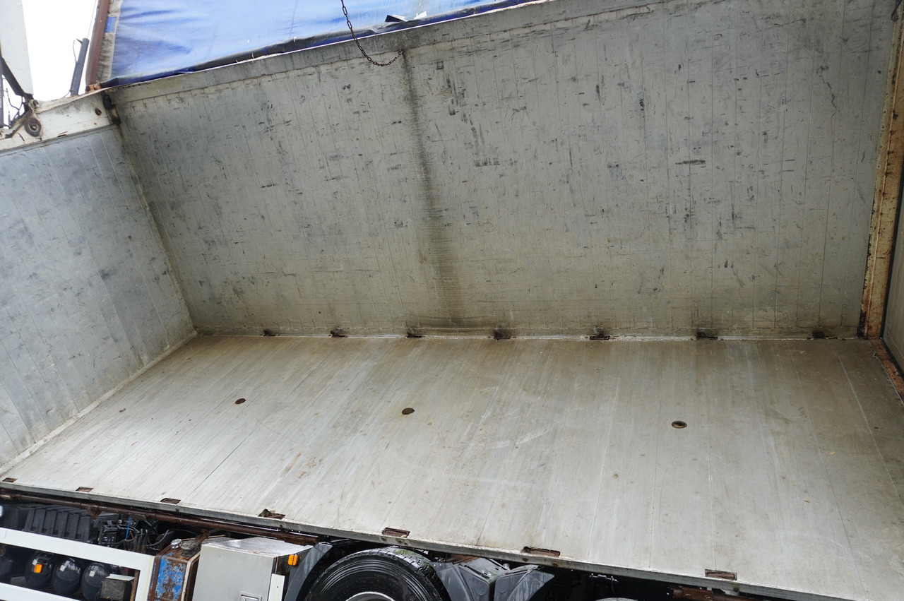 Dump truck body , side opening, 40 m3, side tipper - Carrosserie fourgon: photos 5 Dump truck body , side opening, 40 m3, side tipper - Carrosserie fourgon: photos 5