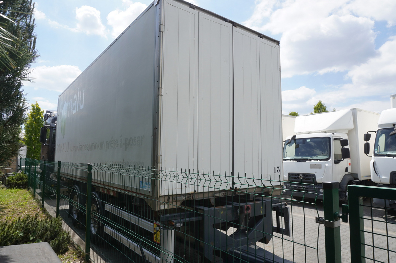Fruehauf passthrough box trailer 18 EPAL / 2021 / SAF axles - Remorque fourgon: photos 4 Fruehauf passthrough box trailer 18 EPAL / 2021 / SAF axles - Remorque fourgon: photos 4