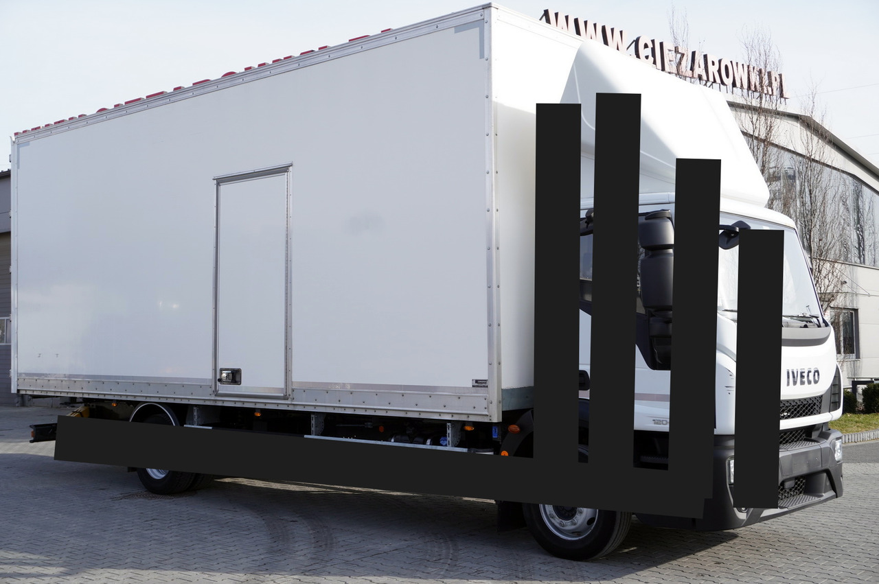 Giraudon 120.190 - Carrosserie fourgon: photos 3 Giraudon 120.190 - Carrosserie fourgon: photos 3