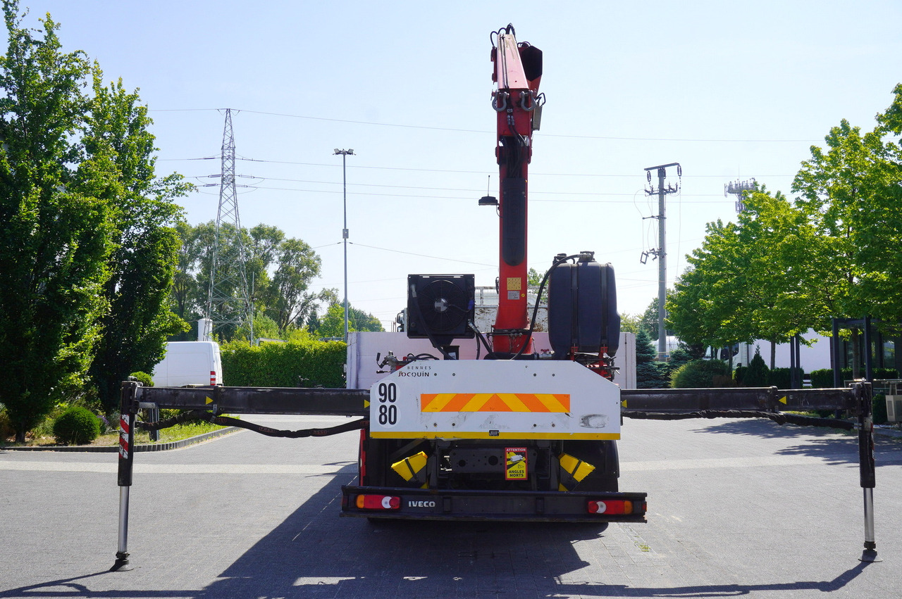 IVECO EUROCARGO 190-280L / FASSI F135A / 8 M / Lift cap. 5580 kg - Camion plateau, Camion grue: photos 4 IVECO EUROCARGO 190-280L / FASSI F135A / 8 M / Lift cap. 5580 kg - Camion plateau, Camion grue: photos 4
