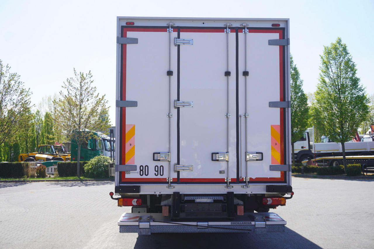 IVECO Eurocargo 100-190 4x2 E6 / Refrigerator / Dhollandia 1.5 T - Camion frigorifique: photos 4 IVECO Eurocargo 100-190 4x2 E6 / Refrigerator / Dhollandia 1.5 T - Camion frigorifique: photos 4