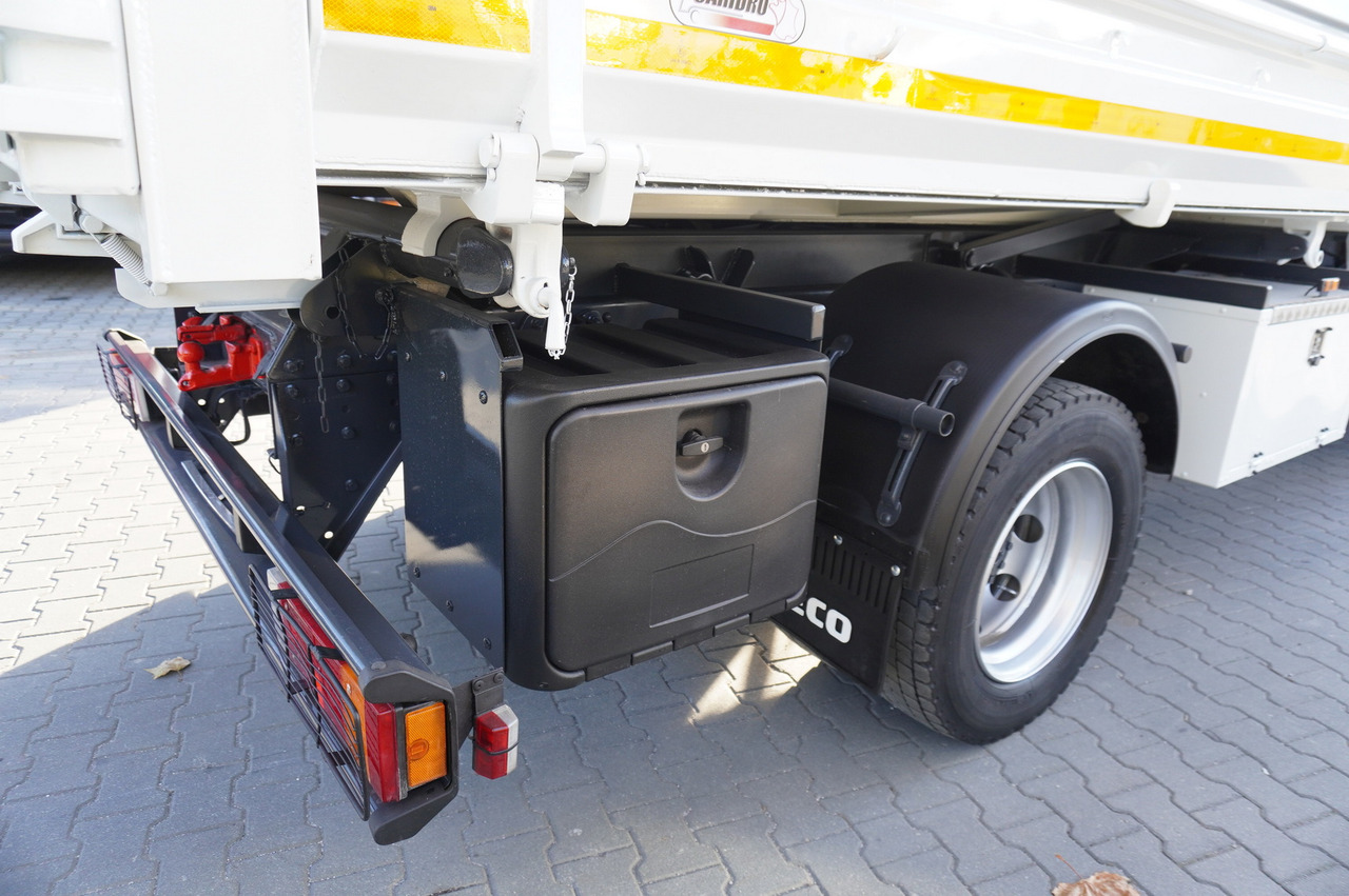 Camion plateau, Camion grue IVECO Eurocargo 120E18 Crane Palfinger / 3-way tipper / sleeper cab: photos 25