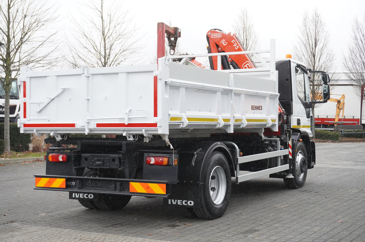 IVECO Eurocargo 160-250 E6/ Fassi crane / 3-sided tipper / mileage 47 thousand. km! - Camion grue: photos 3 IVECO Eurocargo 160-250 E6/ Fassi crane / 3-sided tipper / mileage 47 thousand. km! - Camion grue: photos 3