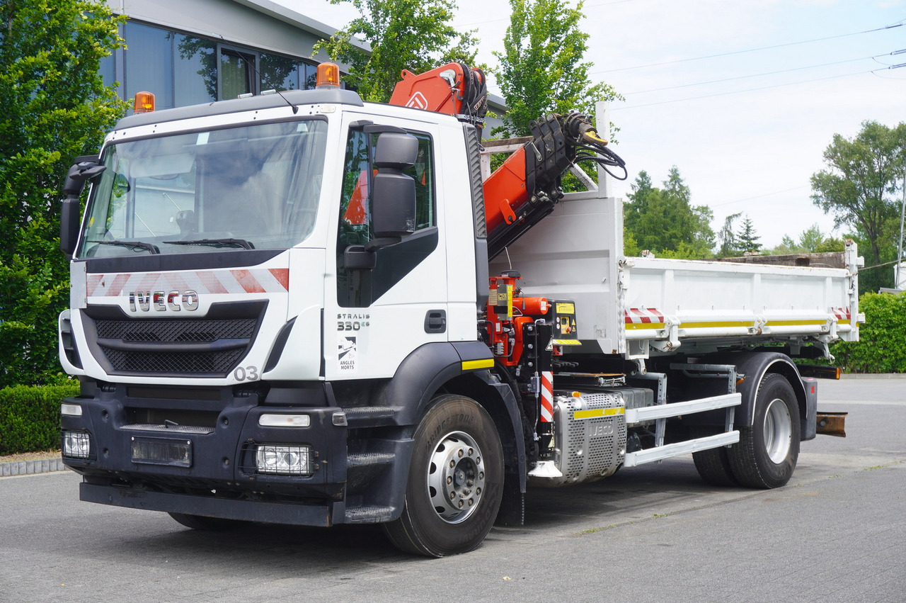 IVECO STRALIS 330 E6 / FASSI 195A 8.5 T / 3-side tipper - Camion grue: photos 2 IVECO STRALIS 330 E6 / FASSI 195A 8.5 T / 3-side tipper - Camion grue: photos 2
