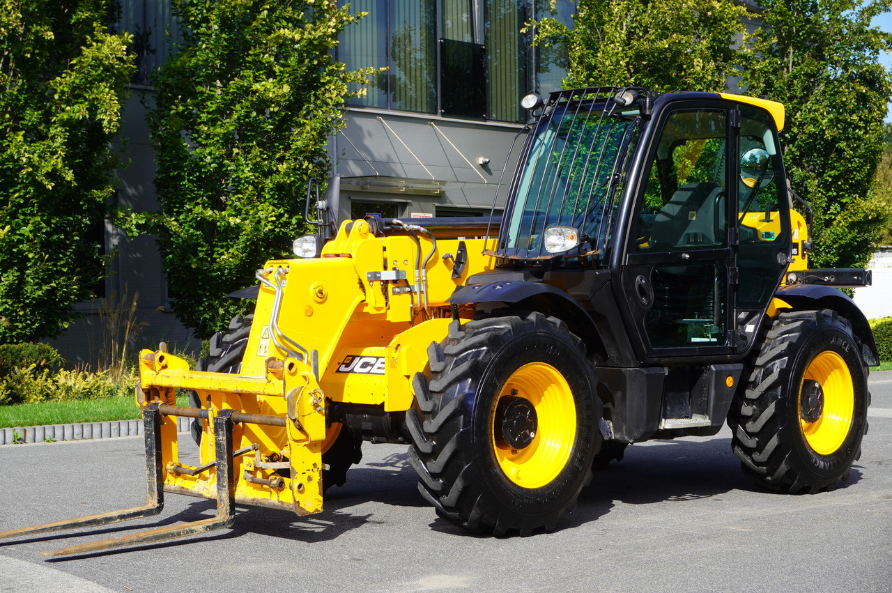 JCB 535-95 / 3.5 T / range 9.5 m / 700 MTH!! - Chargeuse sur pneus télescopique: photos 3 JCB 535-95 / 3.5 T / range 9.5 m / 700 MTH!! - Chargeuse sur pneus télescopique: photos 3