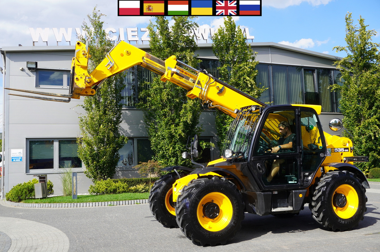JCB 535-95 / 3.5 T / range 9.5 m / 700 MTH! - Chargeuse sur pneus télescopique: photos 1 JCB 535-95 / 3.5 T / range 9.5 m / 700 MTH! - Chargeuse sur pneus télescopique: photos 1