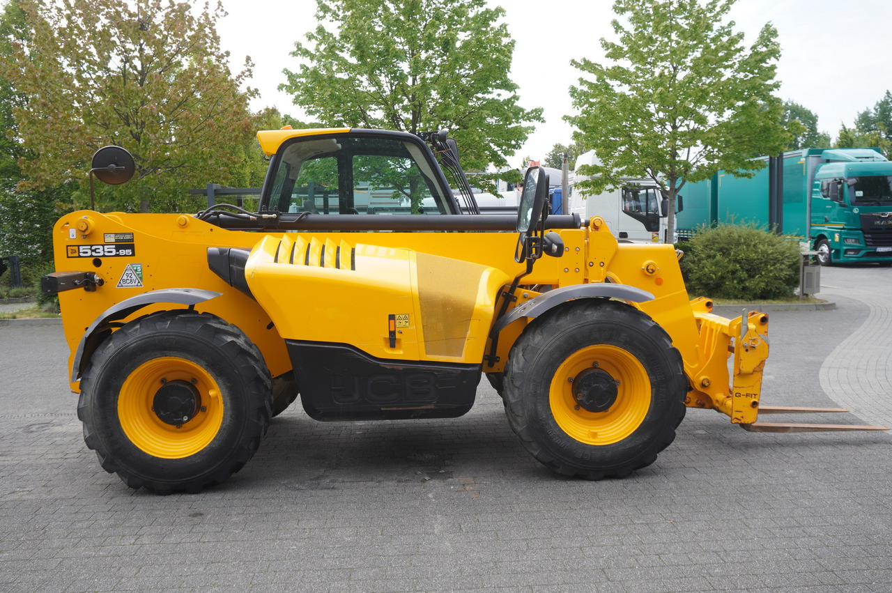 Chargeuse sur pneus télescopique JCB 535-95 / 3.5 T / range 9.5 m / joystick / 2021: photos 7