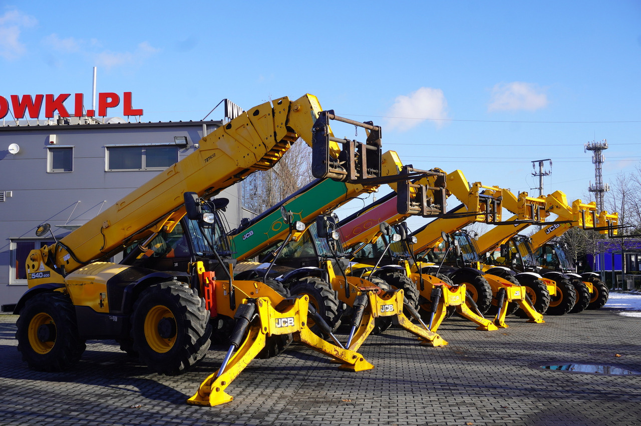 JCB 540-170 Telescopic Loader / 17m / joystick - Chargeuse sur pneus: photos 1 JCB 540-170 Telescopic Loader / 17m / joystick - Chargeuse sur pneus: photos 1