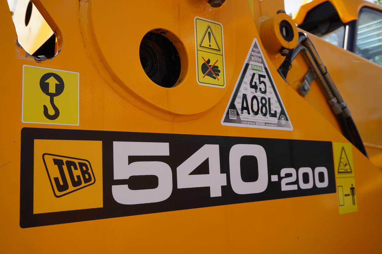 JCB 540-200 Telescopic Loader / 20 m reach / joystick / 2 units - Chariot télescopique: photos 5 JCB 540-200 Telescopic Loader / 20 m reach / joystick / 2 units - Chariot télescopique: photos 5