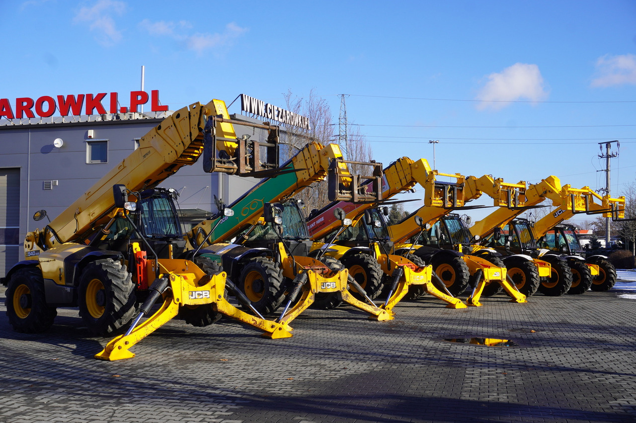 JCB 560-80 / 6 ton lifting capacity / power 146 HP - Chargeuse sur pneus télescopique: photos 1 JCB 560-80 / 6 ton lifting capacity / power 146 HP - Chargeuse sur pneus télescopique: photos 1