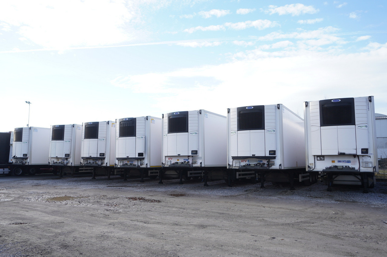 LAMBERET refrigerated semi-trailer / Carrier Vector 1950 MT (Multitemperature) / 10 units - Semi-remorque frigorifique: photos 2 LAMBERET refrigerated semi-trailer / Carrier Vector 1950 MT (Multitemperature) / 10 units - Semi-remorque frigorifique: photos 2
