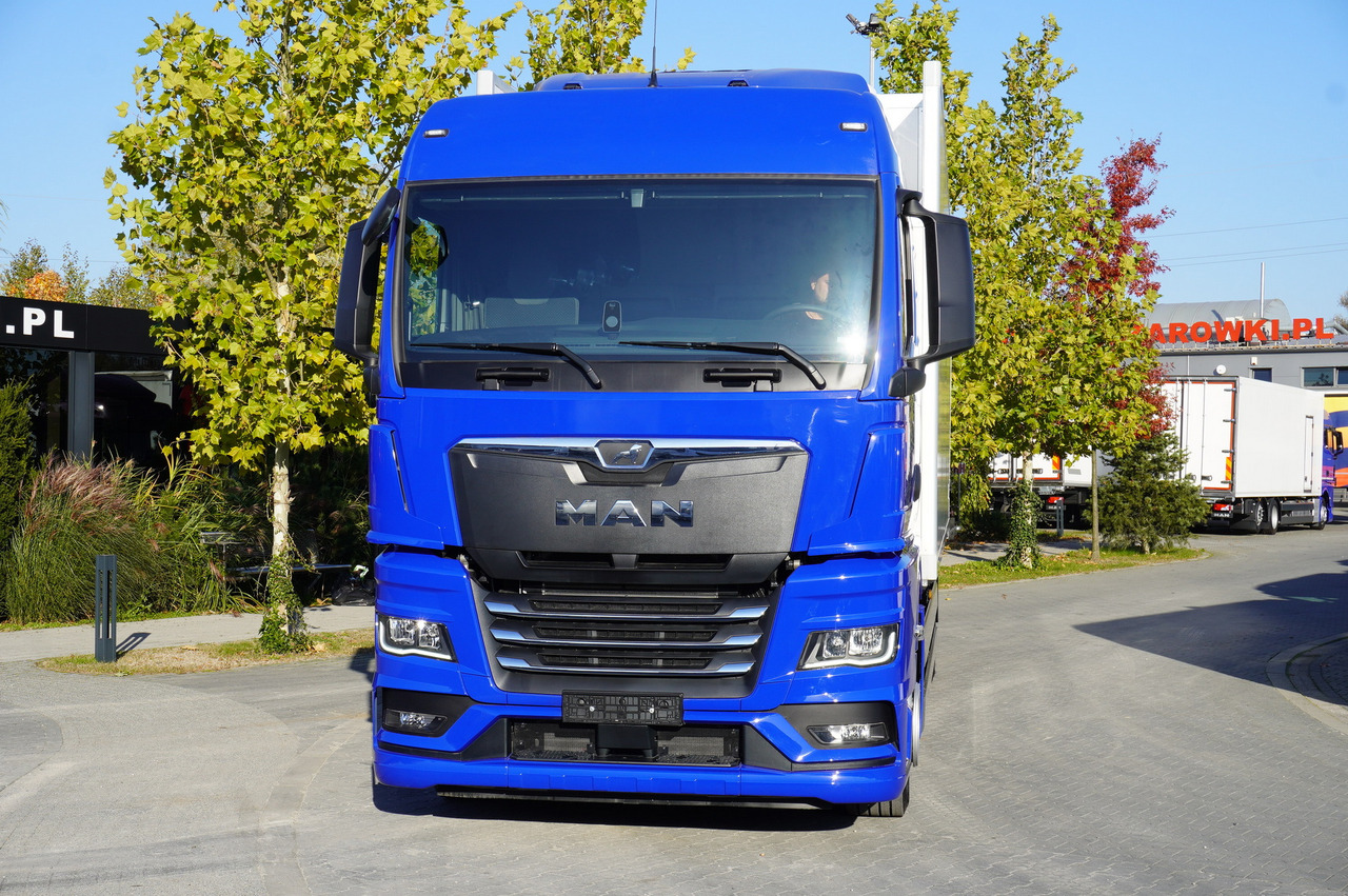 MAN New Refrigerator MAN TGX 26.400 / IGLOOCAR 23 pallets / Carrier Supra 1150 - Camion frigorifique: photos 5 MAN New Refrigerator MAN TGX 26.400 / IGLOOCAR 23 pallets / Carrier Supra 1150 - Camion frigorifique: photos 5