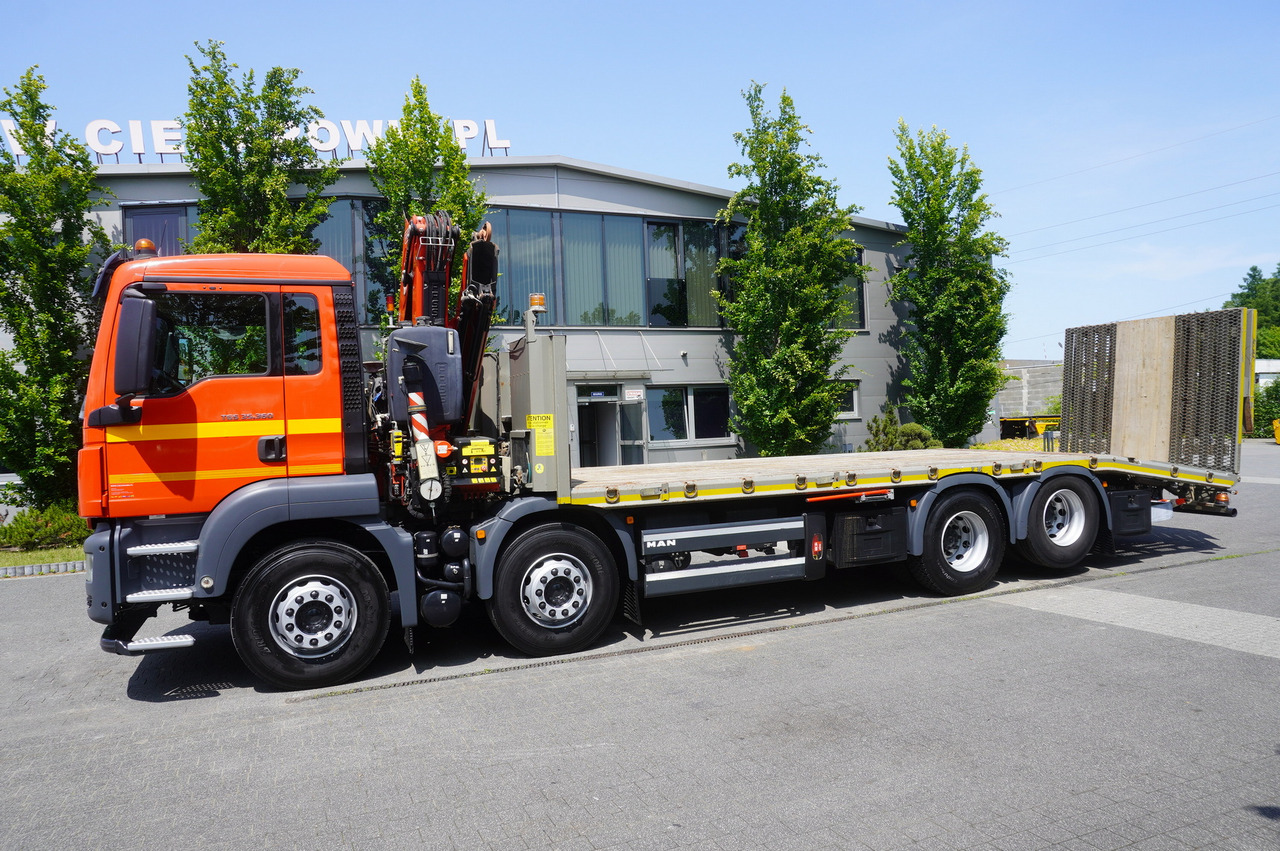MAN TGS 35.360 E6 8x2 / FASSI F235 crane / 6.5 T cap. / 8.3 m reach - Remorqueuse: photos 4 MAN TGS 35.360 E6 8x2 / FASSI F235 crane / 6.5 T cap. / 8.3 m reach - Remorqueuse: photos 4