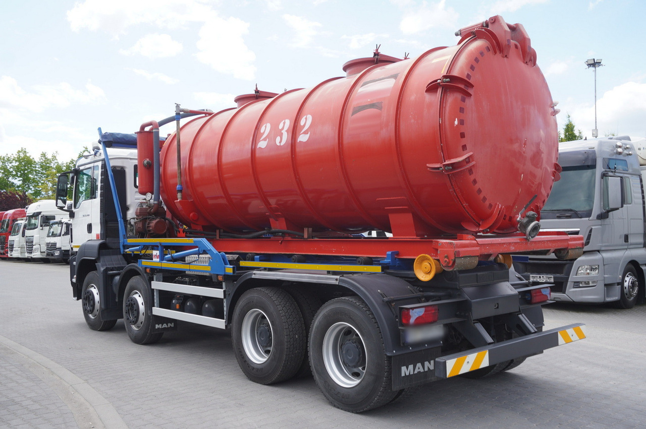 MAN TGS 35.400 8 × 4 E5 / HYVA HOOK LIFT 32.56 SE / Septic barrel 13000 L - Tonne à lisier: photos 5 MAN TGS 35.400 8 × 4 E5 / HYVA HOOK LIFT 32.56 SE / Septic barrel 13000 L - Tonne à lisier: photos 5