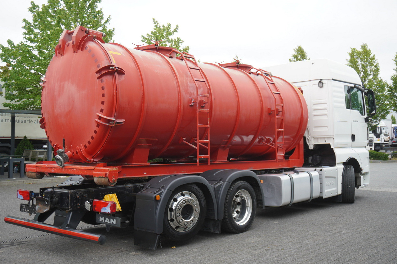 MAN TGX 26.500 / NEW Stal Septic barrel 13000 l / steering 3rd axle - Tonne à lisier: photos 4 MAN TGX 26.500 / NEW Stal Septic barrel 13000 l / steering 3rd axle - Tonne à lisier: photos 4