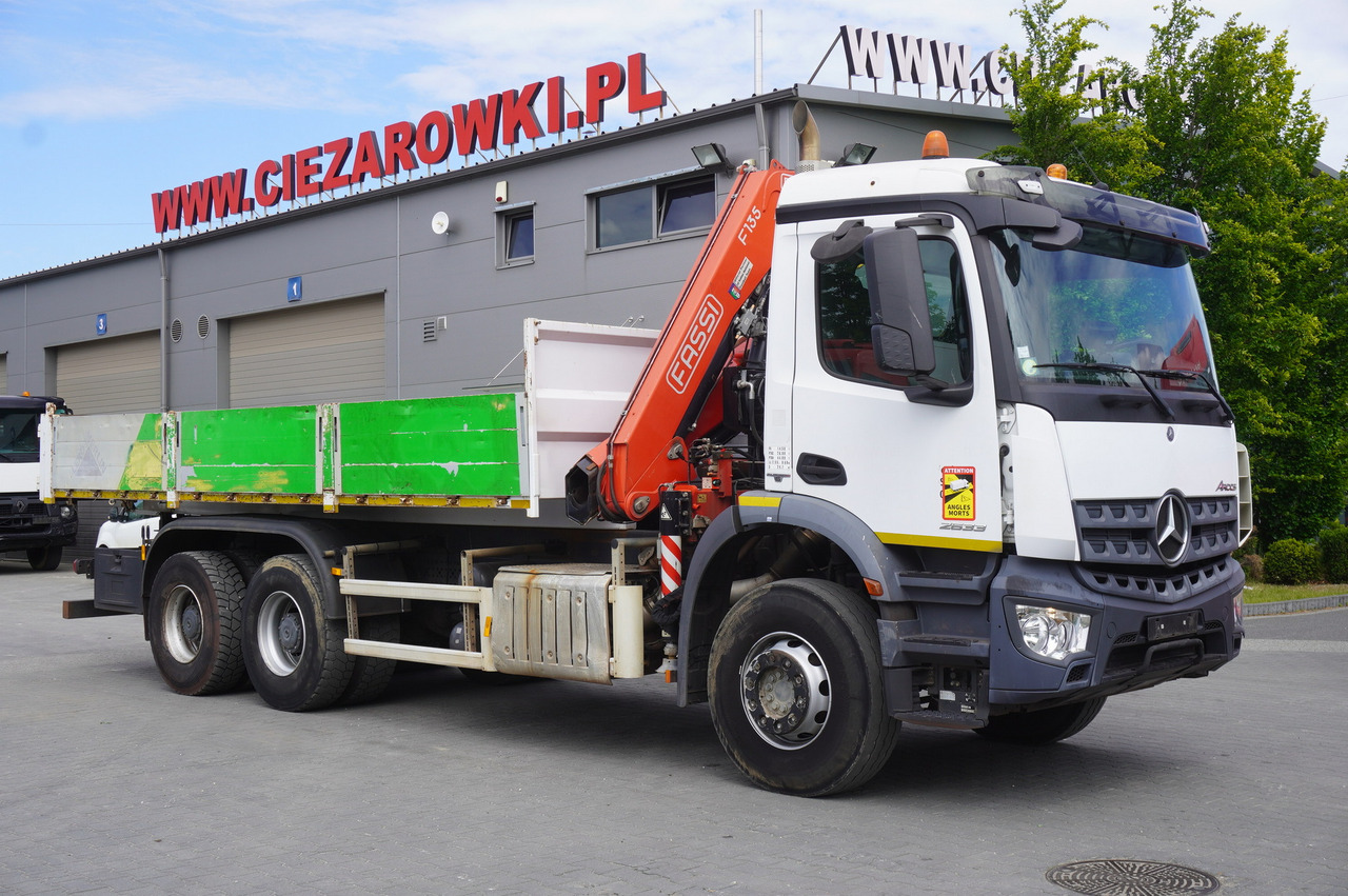 MERCEDES-BENZ AROCS 2633 6x4 / 5.5 T crane FASSI F135 / Tipper 15 EPAL - Camion grue: photos 3 MERCEDES-BENZ AROCS 2633 6x4 / 5.5 T crane FASSI F135 / Tipper 15 EPAL - Camion grue: photos 3