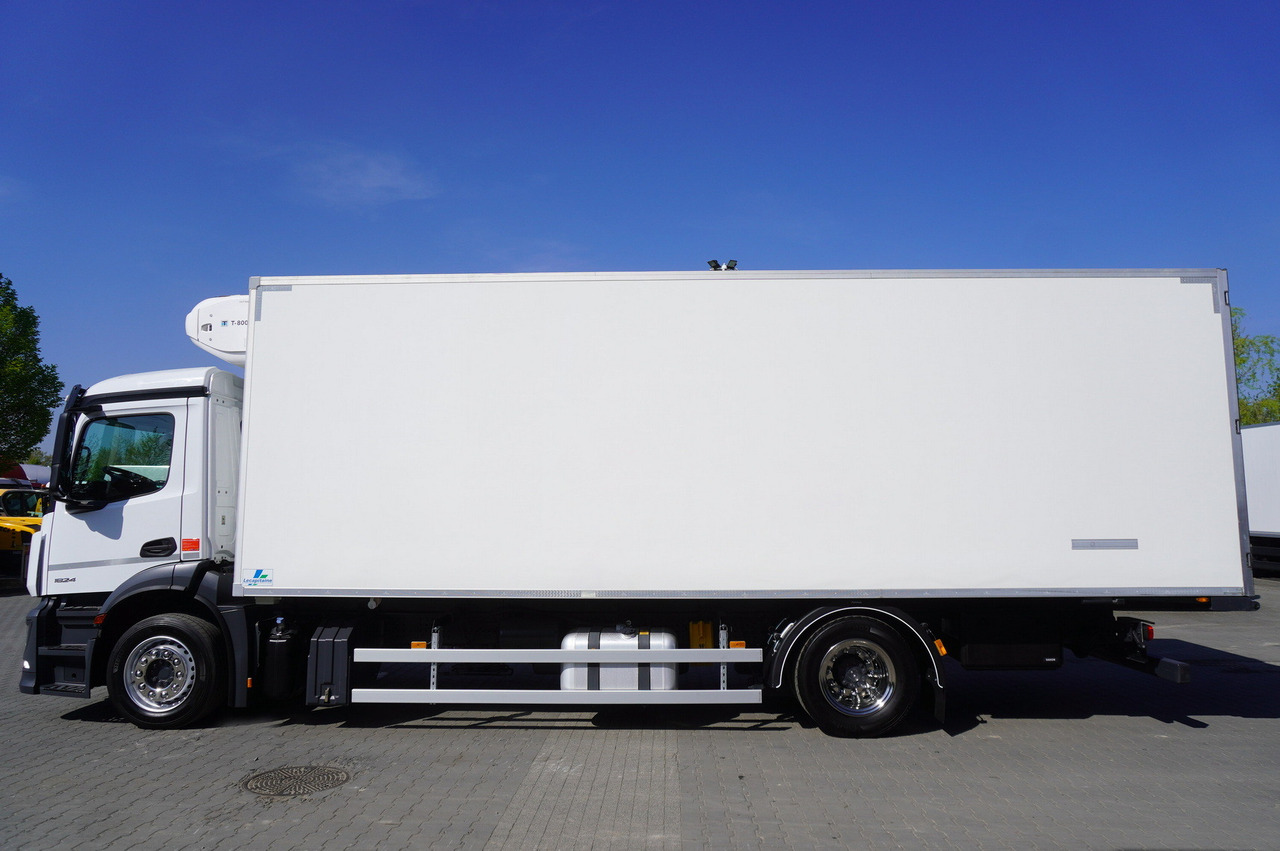 MERCEDES-BENZ Actros 1824 MP5 / GVM 18T / 8T load / 100,000 km! / 2022 / 19 EPAL - Camion frigorifique: photos 3 MERCEDES-BENZ Actros 1824 MP5 / GVM 18T / 8T load / 100,000 km! / 2022 / 19 EPAL - Camion frigorifique: photos 3