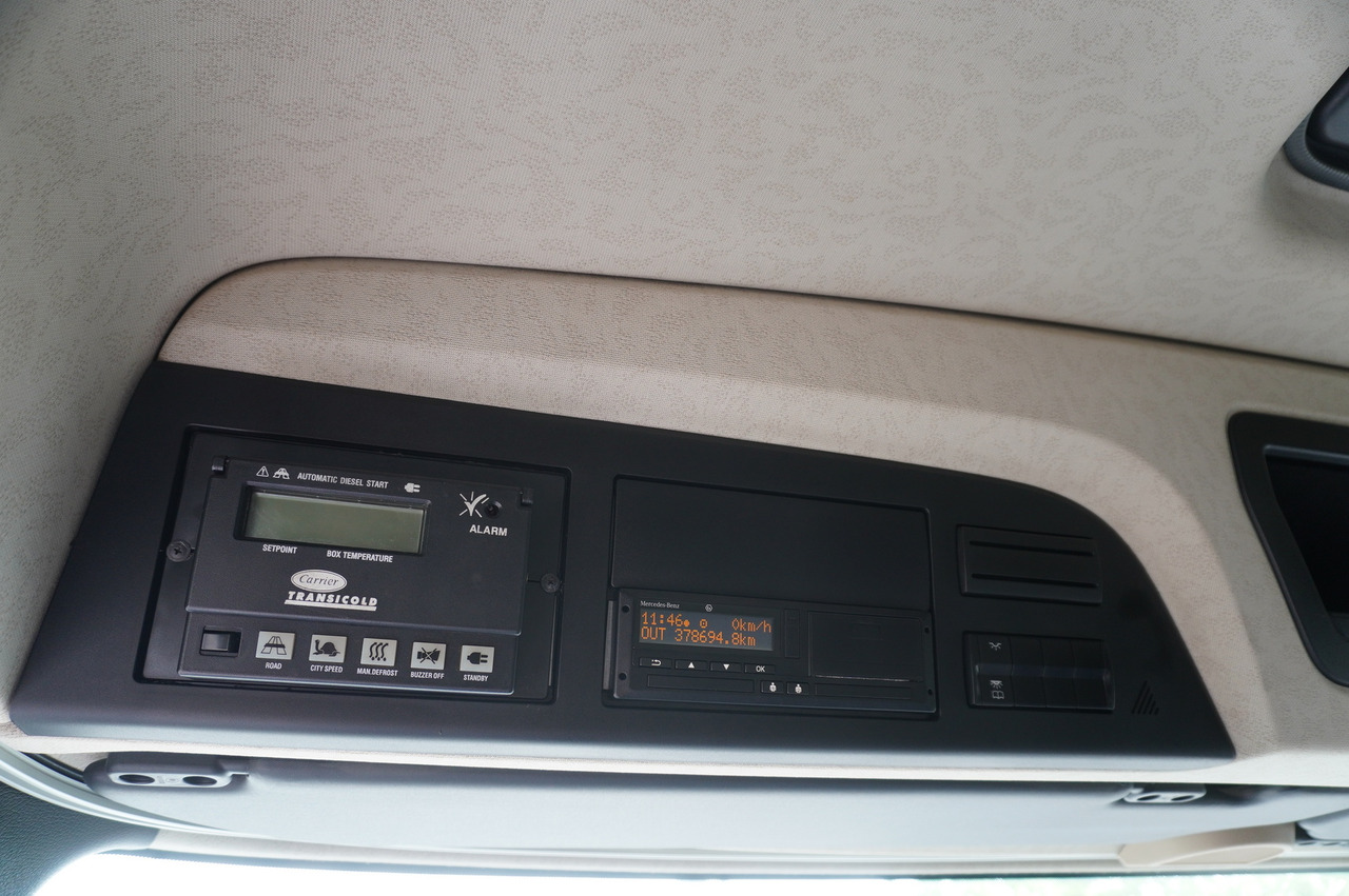 Camion frigorifique MERCEDES-BENZ Actros 1824 / Refrigerator 22 EPAL / Carrier Supra 850 / Sleeping cabin: photos 25 Camion frigorifique MERCEDES-BENZ Actros 1824 / Refrigerator 22 EPAL / Carrier Supra 850 / Sleeping cabin: photos 25