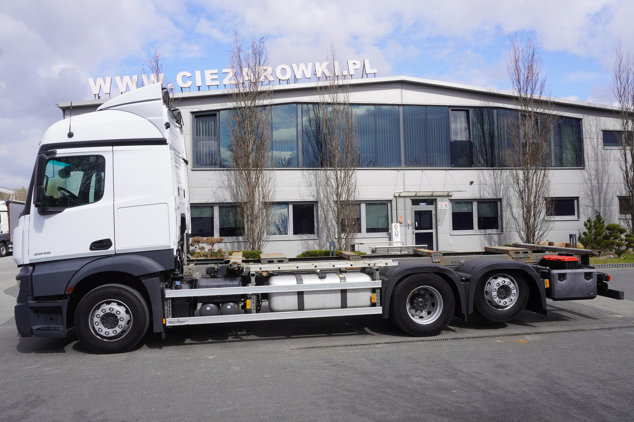 MERCEDES-BENZ Actros 2545 6×2 MP5 / FULL ADR / several units - Camion porte-conteneur/ Caisse mobile: photos 2 MERCEDES-BENZ Actros 2545 6×2 MP5 / FULL ADR / several units - Camion porte-conteneur/ Caisse mobile: photos 2