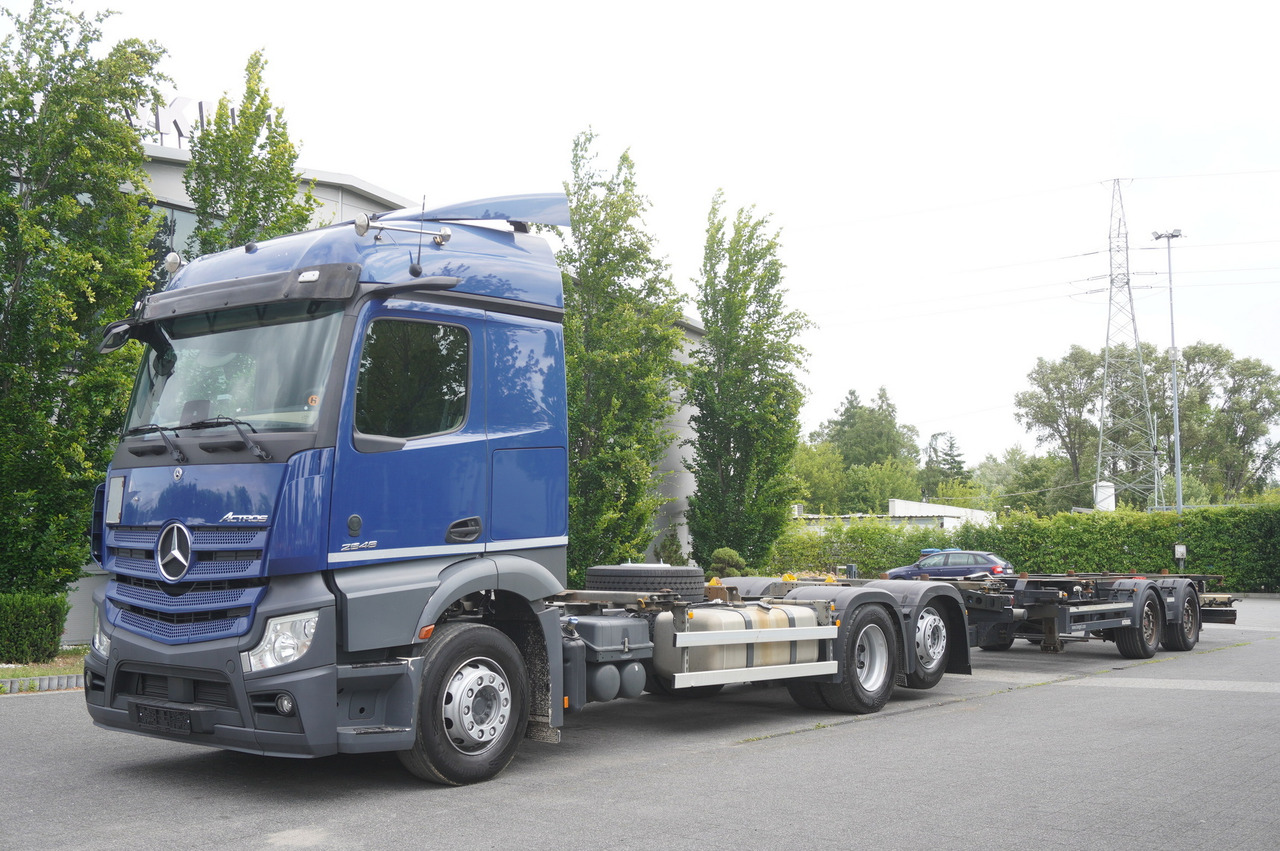 MERCEDES-BENZ Actros 2546 MP5 / BDF / 16.2 T load capacity / trailer BDF Kogel - Camion porte-conteneur/ Caisse mobile: photos 4 MERCEDES-BENZ Actros 2546 MP5 / BDF / 16.2 T load capacity / trailer BDF Kogel - Camion porte-conteneur/ Caisse mobile: photos 4