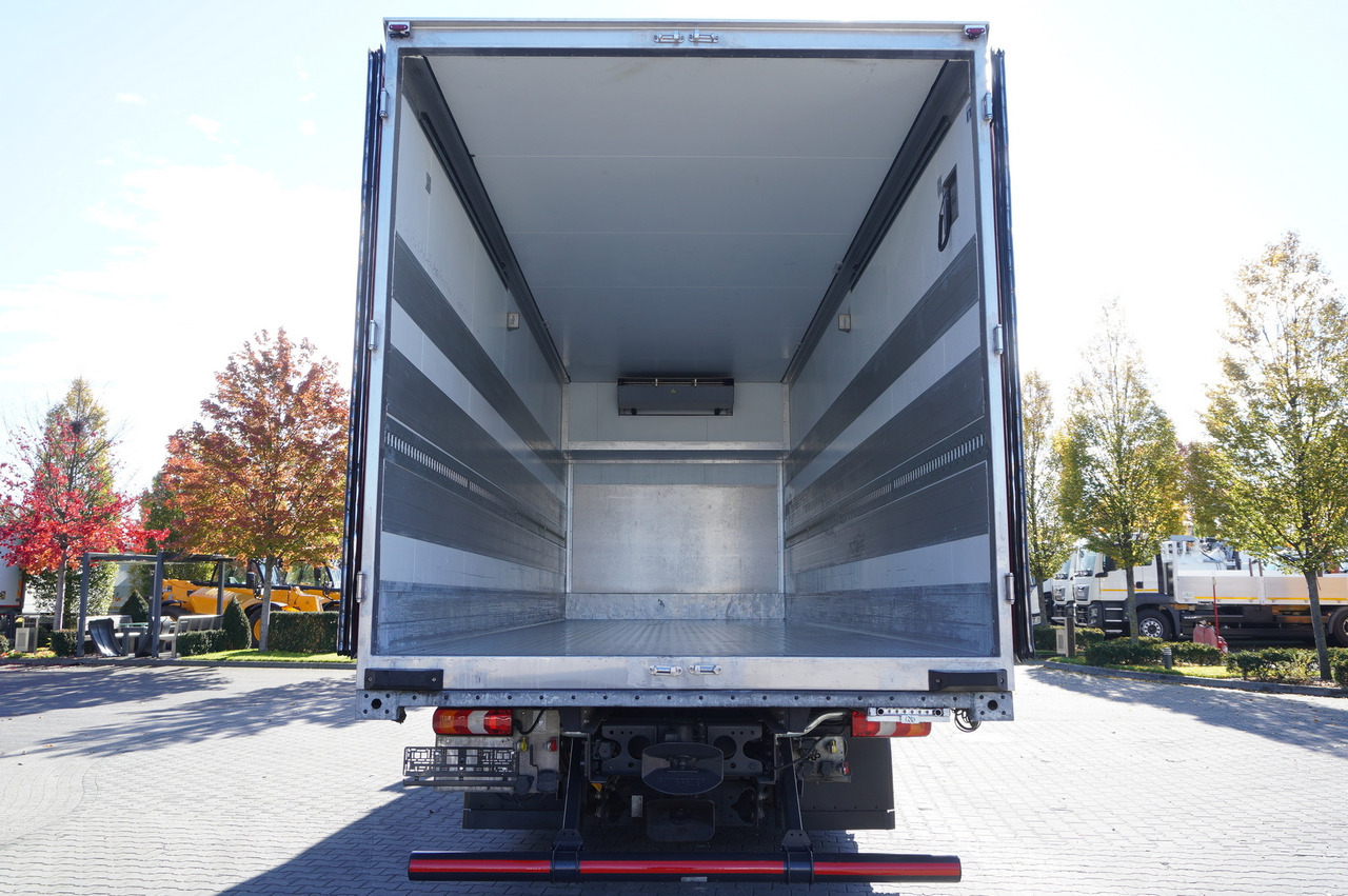 MERCEDES-BENZ Actros 2548 MP5 6×2 / Schmitz 19 EPAL refrigerator / 2023 - Camion frigorifique: photos 4 MERCEDES-BENZ Actros 2548 MP5 6×2 / Schmitz 19 EPAL refrigerator / 2023 - Camion frigorifique: photos 4
