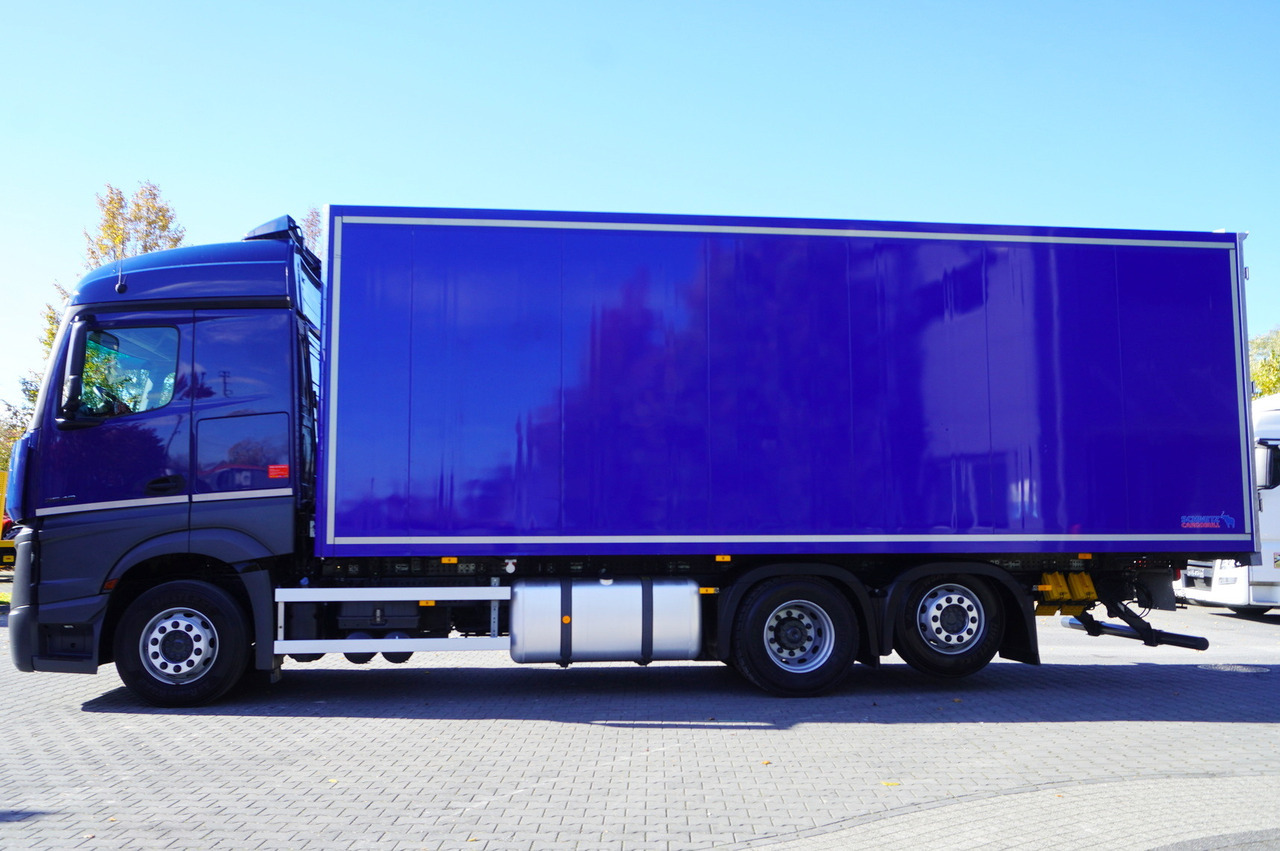 MERCEDES-BENZ Actros 2548 MP5 6×2 / Schmitz 19 EPAL refrigerator / 2023 - Camion frigorifique: photos 5 MERCEDES-BENZ Actros 2548 MP5 6×2 / Schmitz 19 EPAL refrigerator / 2023 - Camion frigorifique: photos 5