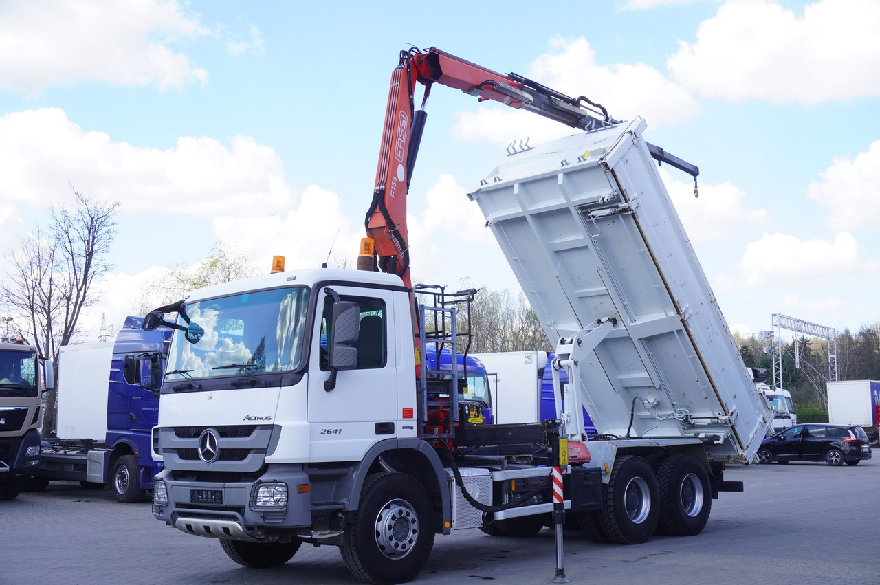 MERCEDES-BENZ Actros 2641 6×4 E5 / Crane / Dumper / 110000 km! - Camion grue, Camion grue: photos 2 MERCEDES-BENZ Actros 2641 6×4 E5 / Crane / Dumper / 110000 km! - Camion grue, Camion grue: photos 2