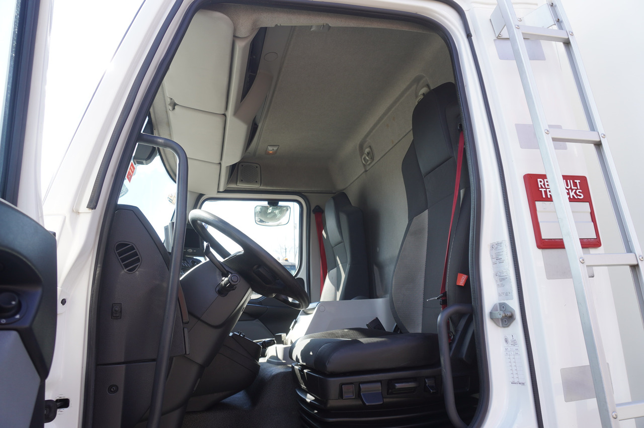 Camion frigorifique RENAULT D12 / Lamberet refrigerated truck / Dhollandia tail lift 1500 kg / 130 thousand km !!: photos 18 Camion frigorifique RENAULT D12 / Lamberet refrigerated truck / Dhollandia tail lift 1500 kg / 130 thousand km !!: photos 18