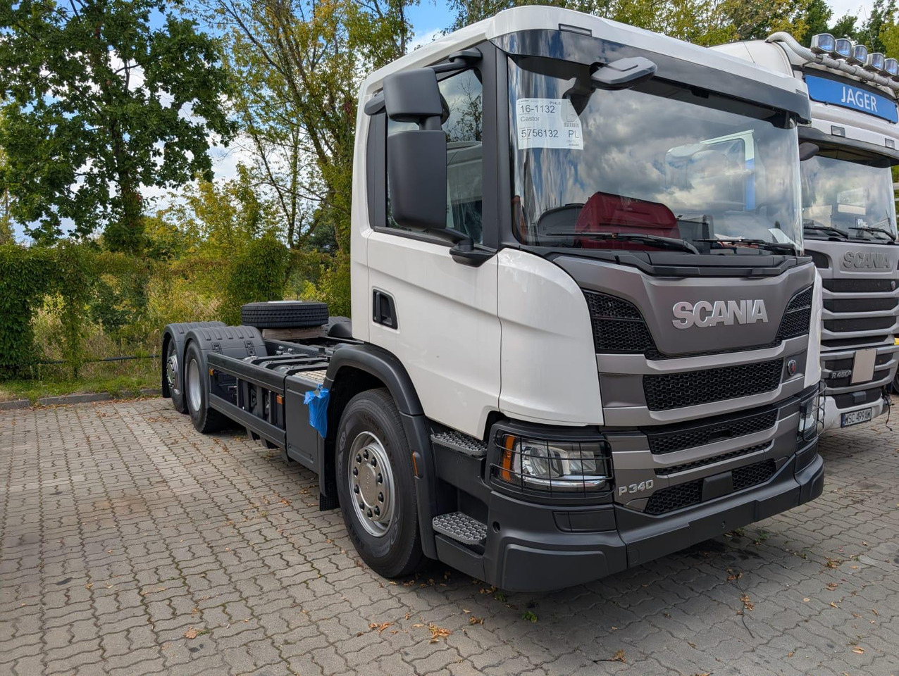 SCANIA P 340 B6x2*4NA / chassis frame / steering axle / CNG - Châssis cabine: photos 2 SCANIA P 340 B6x2*4NA / chassis frame / steering axle / CNG - Châssis cabine: photos 2