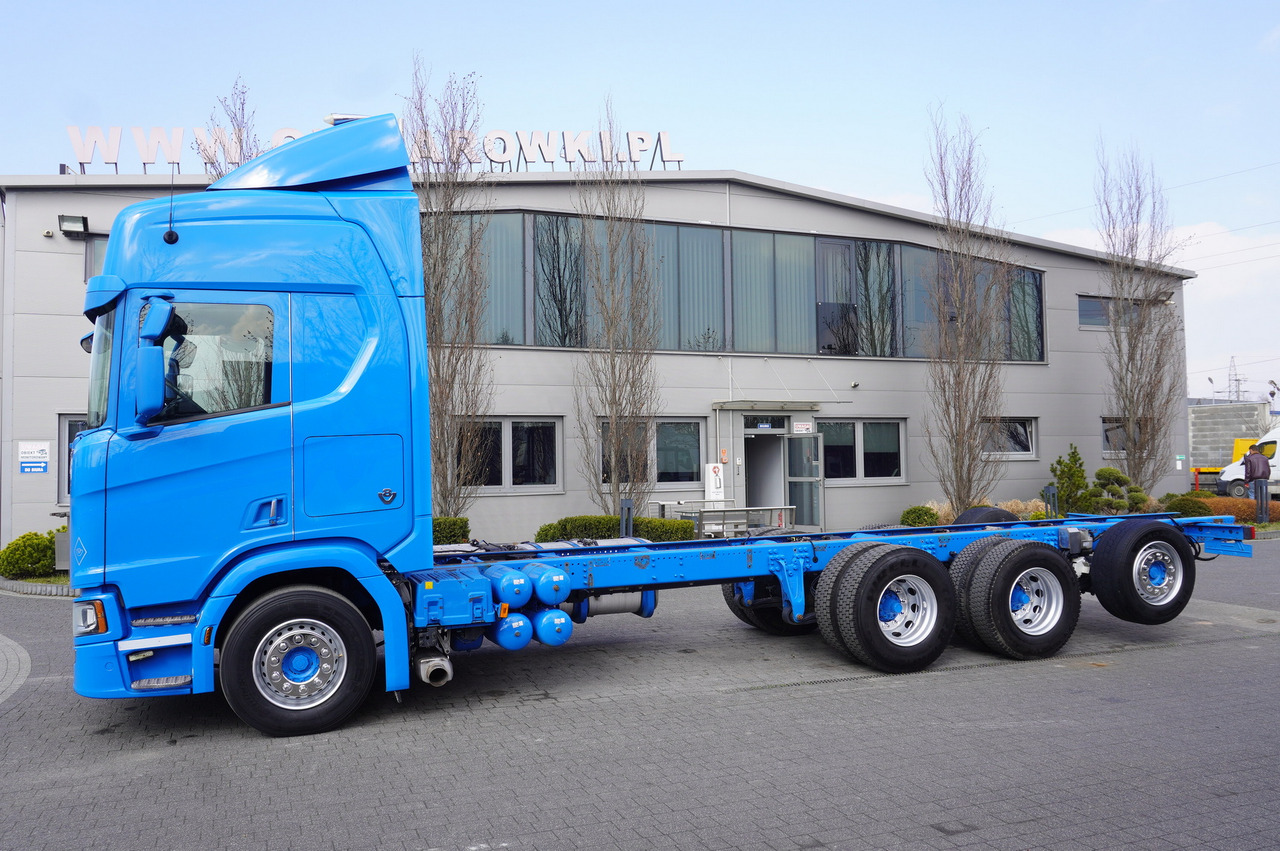 SCANIA R650 V8 / 650 HP/ frame 8.8 m / steered 4th axle - Camion grue: photos 2 SCANIA R650 V8 / 650 HP/ frame 8.8 m / steered 4th axle - Camion grue: photos 2
