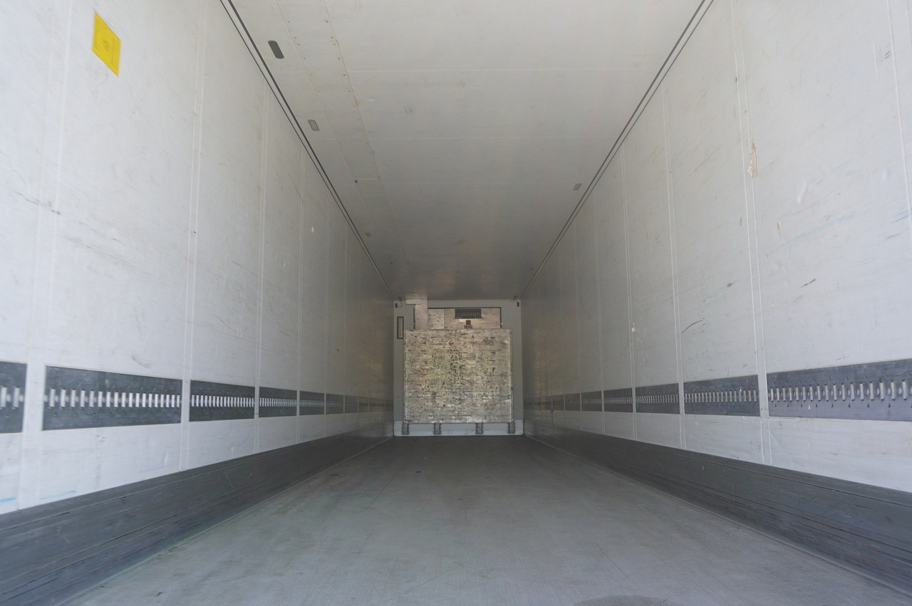 SCHMITZ refrigerated semi-trailer / Thermoking SLX Spectrum 250 / Multitemperature - Semi-remorque frigorifique: photos 5 SCHMITZ refrigerated semi-trailer / Thermoking SLX Spectrum 250 / Multitemperature - Semi-remorque frigorifique: photos 5