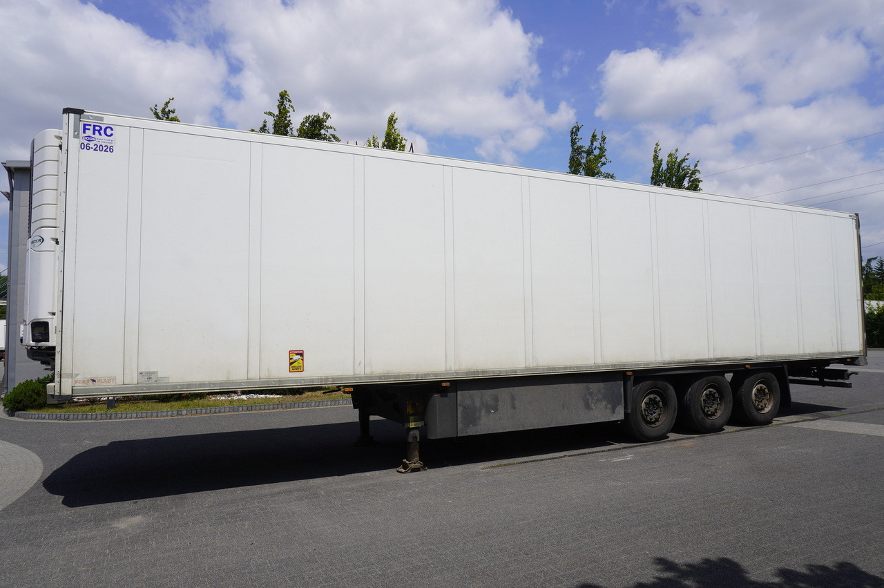 SCHMITZ refrigerator semi-trailer / Carrier Vector 1550 / 5 units - Semi-remorque frigorifique: photos 2 SCHMITZ refrigerator semi-trailer / Carrier Vector 1550 / 5 units - Semi-remorque frigorifique: photos 2