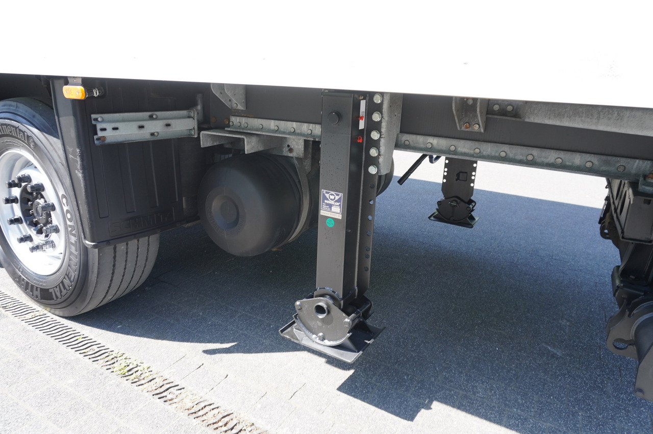Camion frigorifique VOLVO FH 440 E5 6×2 Schmitz Refrigerator – pass-through Set 38 pallets: photos 14