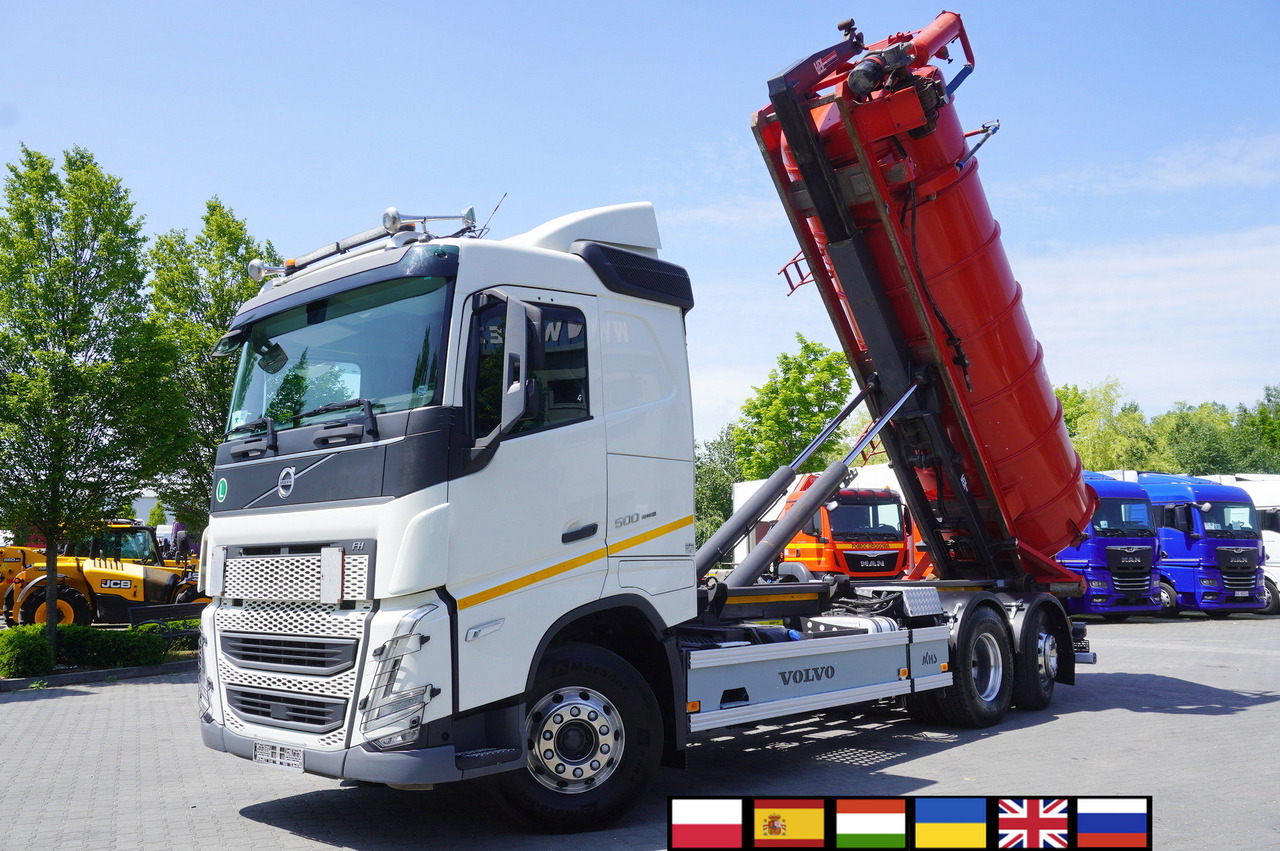 VOLVO Volvo FH 500 / Septic barrel 13000 l / Hook lift 21 t / 2022 / 3rd axle steered / 2 units - Tonne à lisier: photos 1 VOLVO Volvo FH 500 / Septic barrel 13000 l / Hook lift 21 t / 2022 / 3rd axle steered / 2 units - Tonne à lisier: photos 1