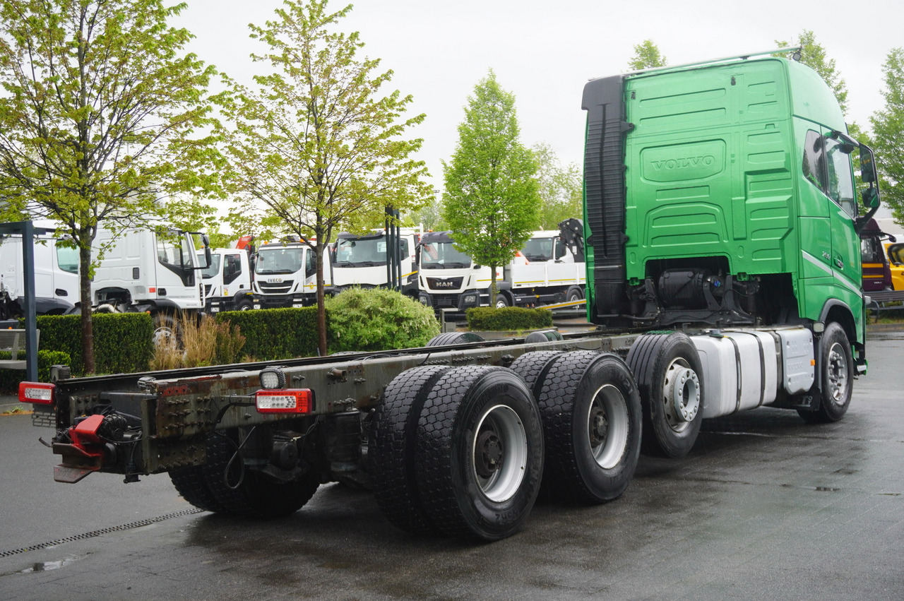 VOLVO Volvo FH16 750 8×4 / 750 HP! / 7.2 m chassis - Camion grue: photos 3 VOLVO Volvo FH16 750 8×4 / 750 HP! / 7.2 m chassis - Camion grue: photos 3