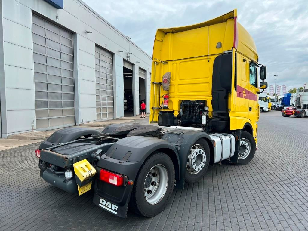 DAF XF 530 FTG SSC Intarder Lift-Lenkachse 70t zZGG - Tracteur routier: photos 4 DAF XF 530 FTG SSC Intarder Lift-Lenkachse 70t zZGG - Tracteur routier: photos 4